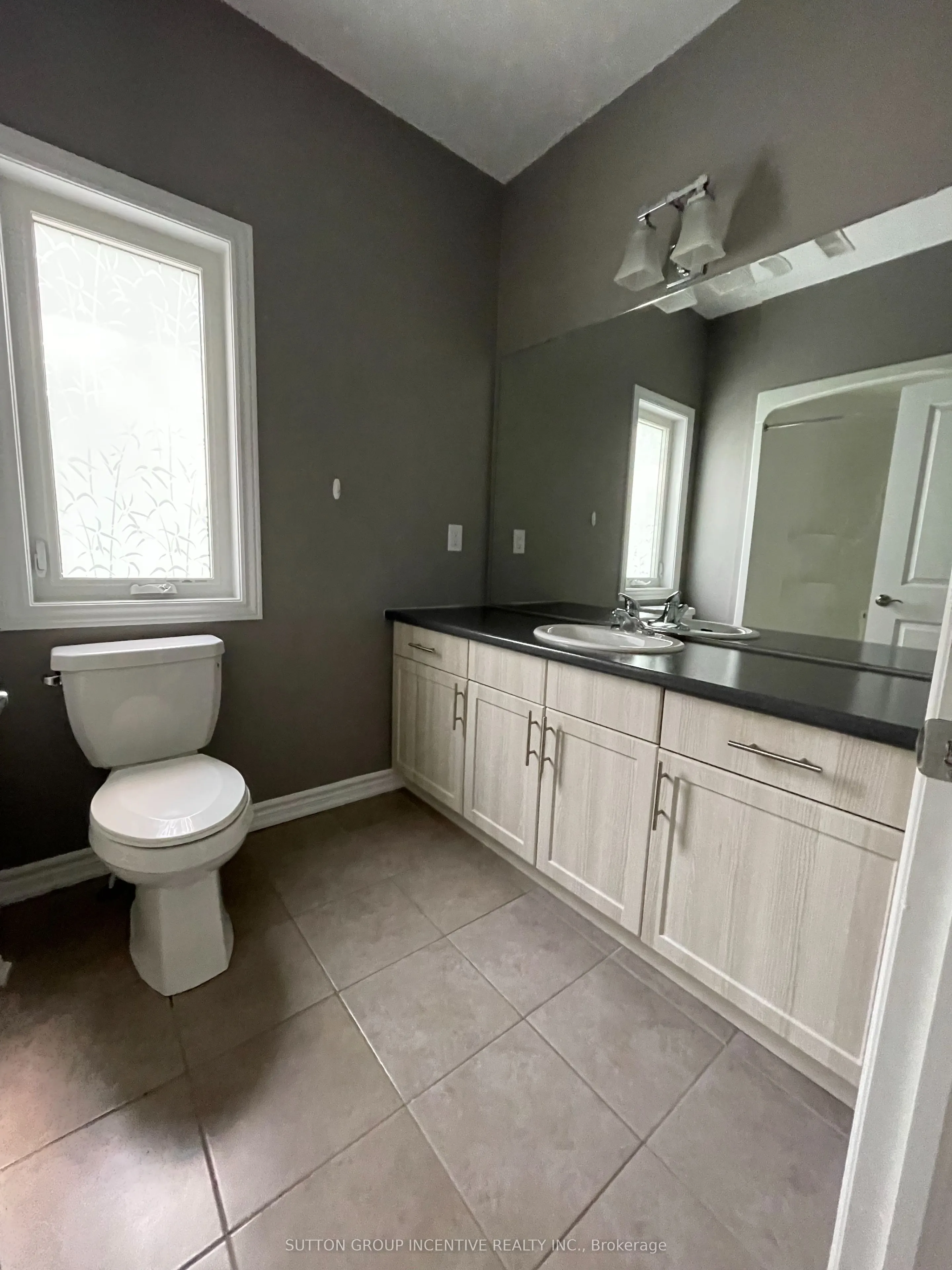 1803A River Road W