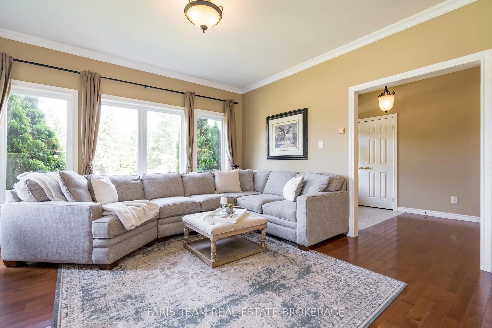 64 Red Oak Crescent