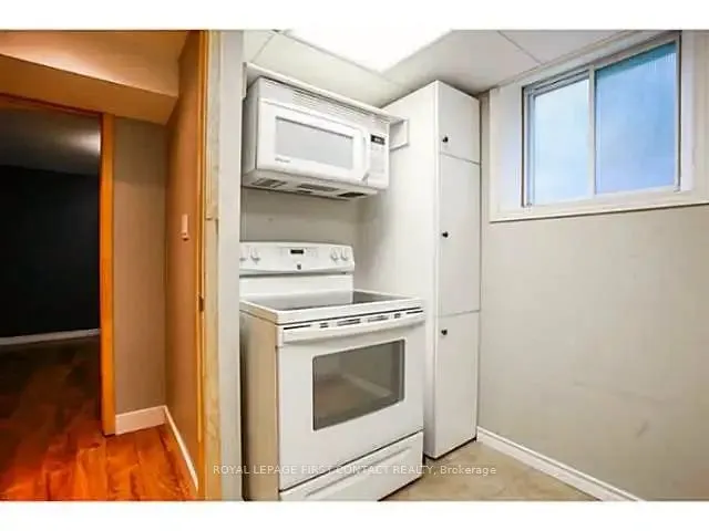9 REDWOOD *LOWER LEVEL* Court, #Basement