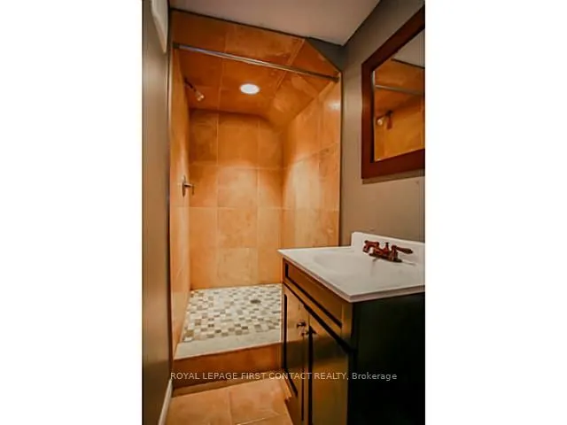 9 REDWOOD *LOWER LEVEL* Court, #Basement