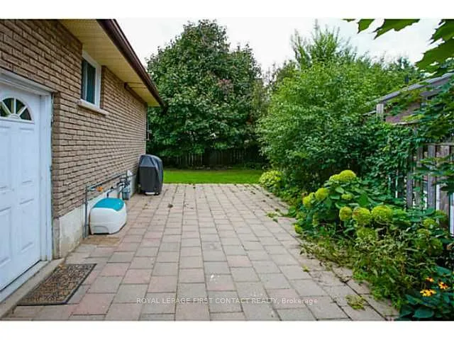 9 REDWOOD *LOWER LEVEL* Court, #Basement