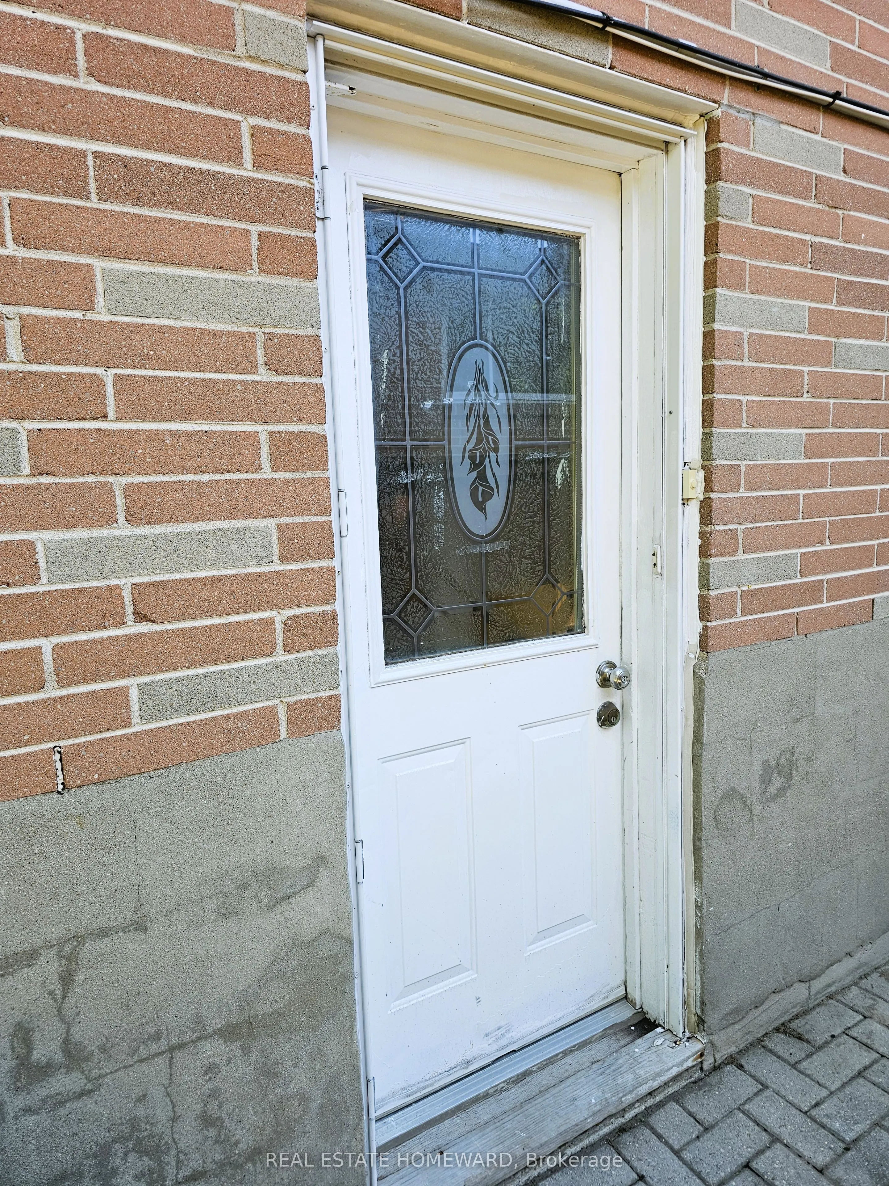 4 Bennett Rd. Road, #Lower