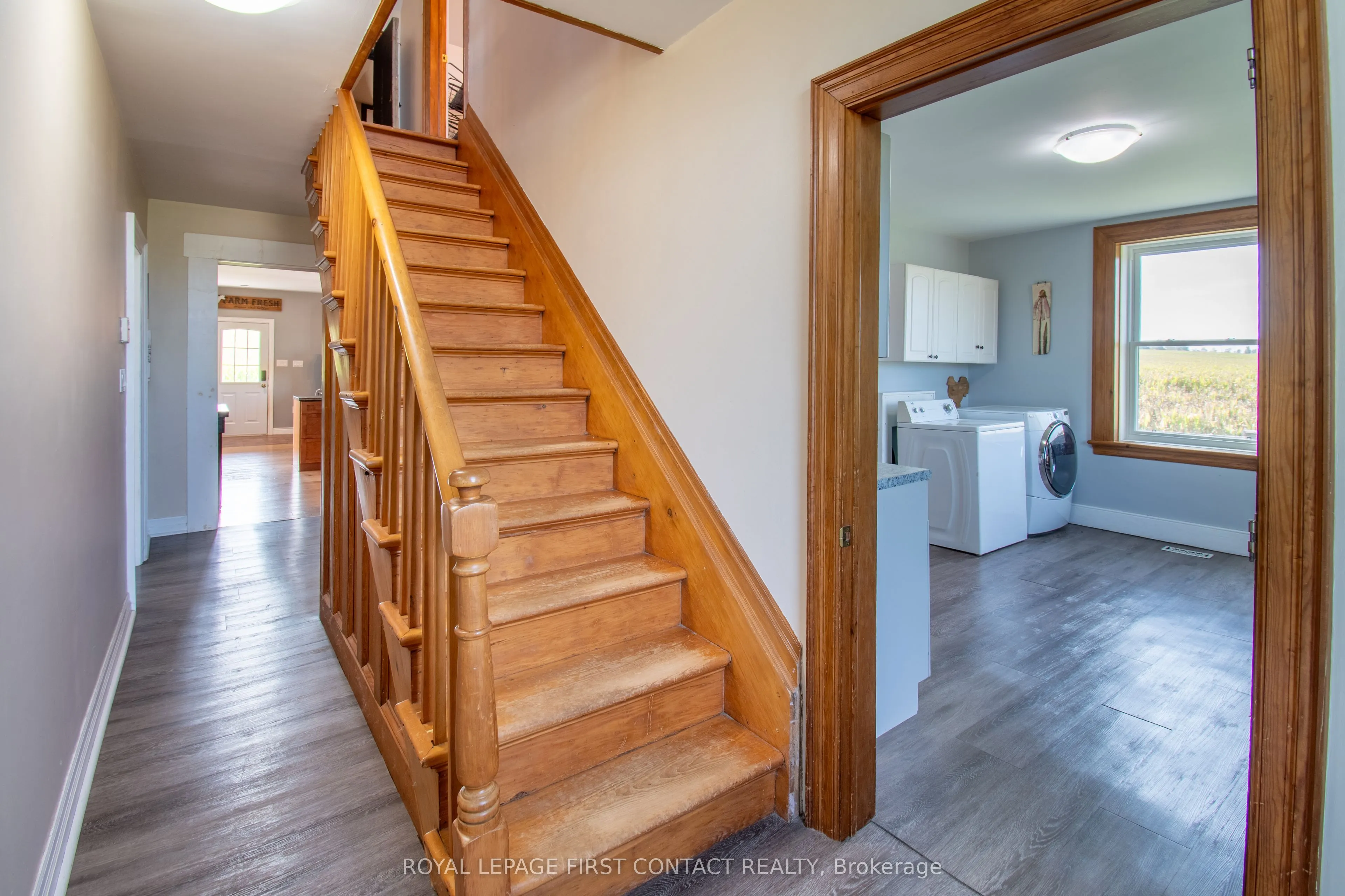 1293 Rainbow Valley Road E