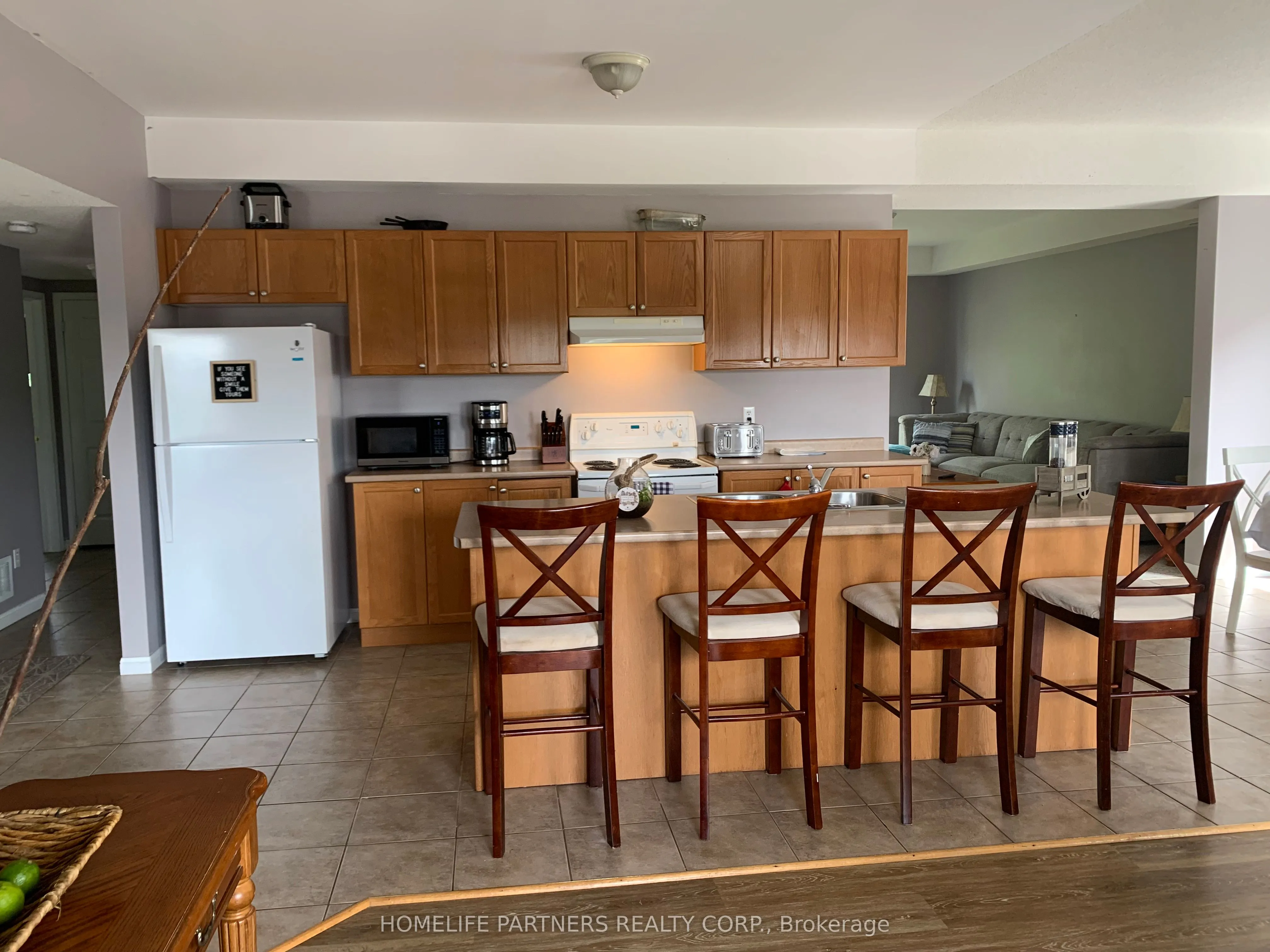 366 Edgehill Drive, #Upper