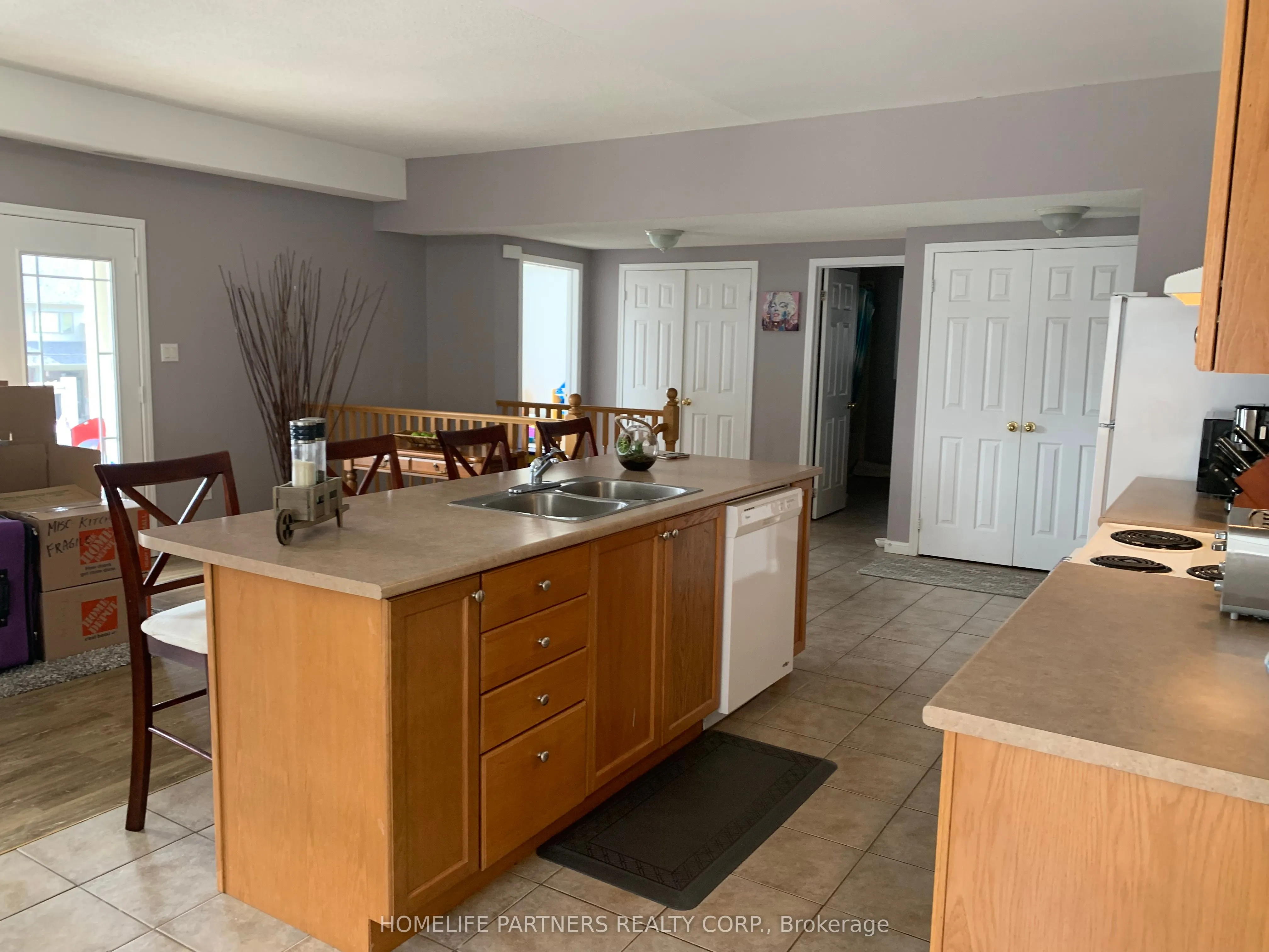 366 Edgehill Drive, #Upper