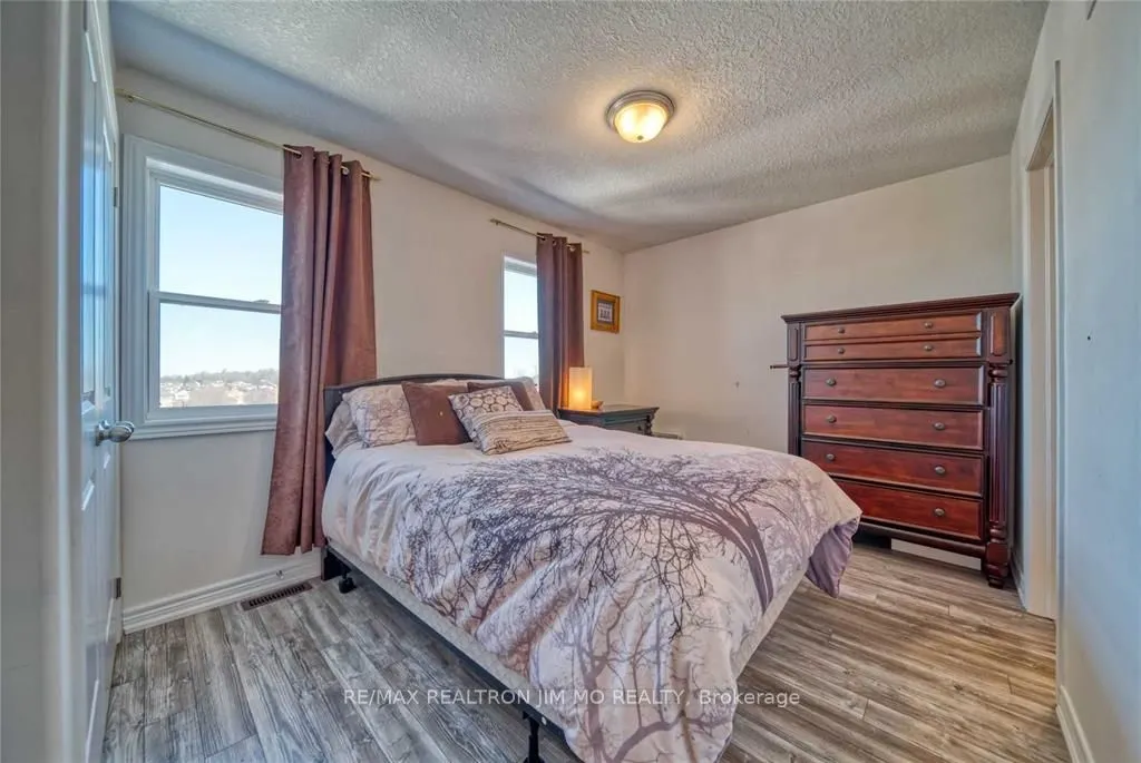 1 Leggott Avenue, #11