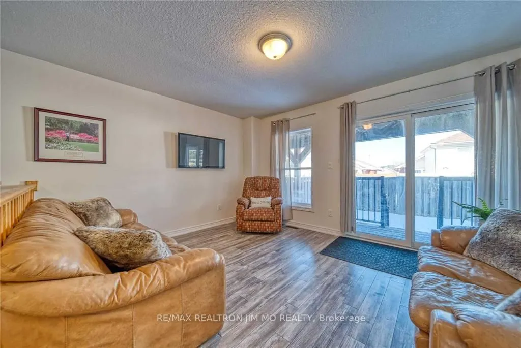 1 Leggott Avenue, #11