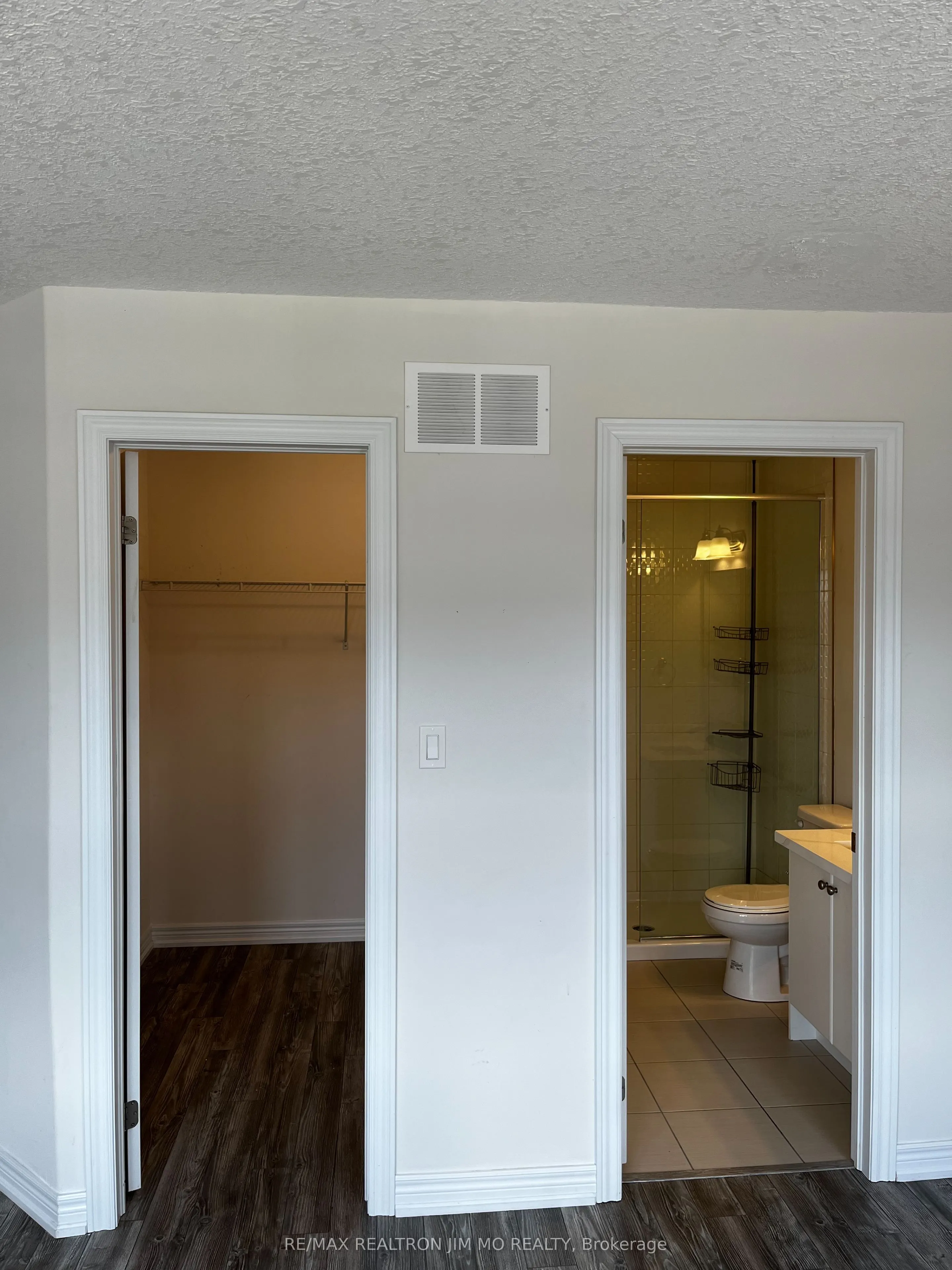 1 Leggott Avenue, #11