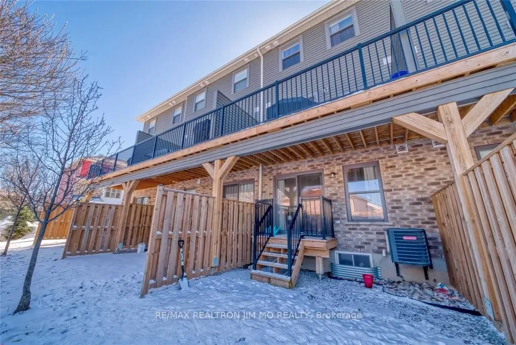 1 Leggott Avenue, #11