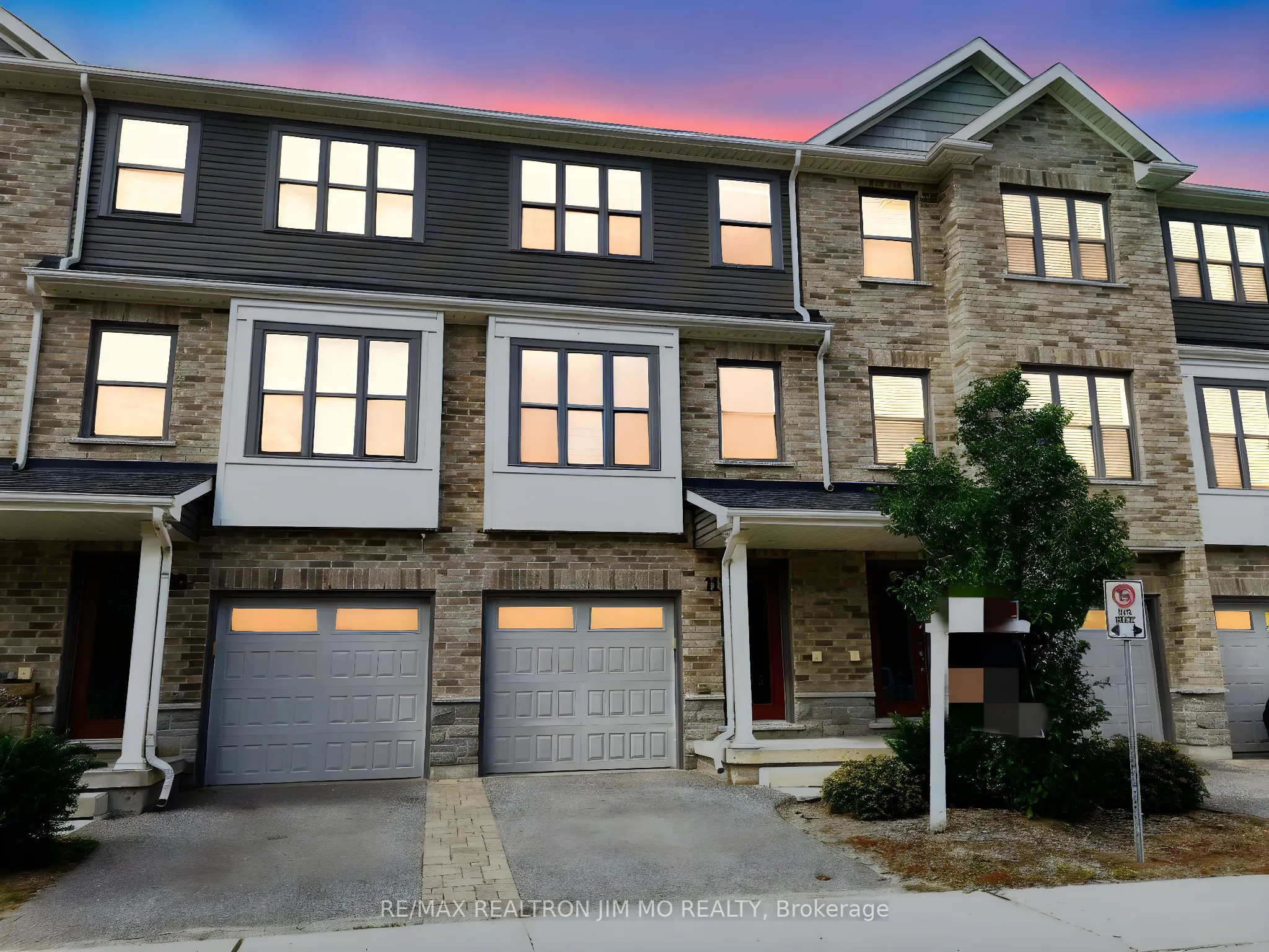 1 Leggott Avenue, #11