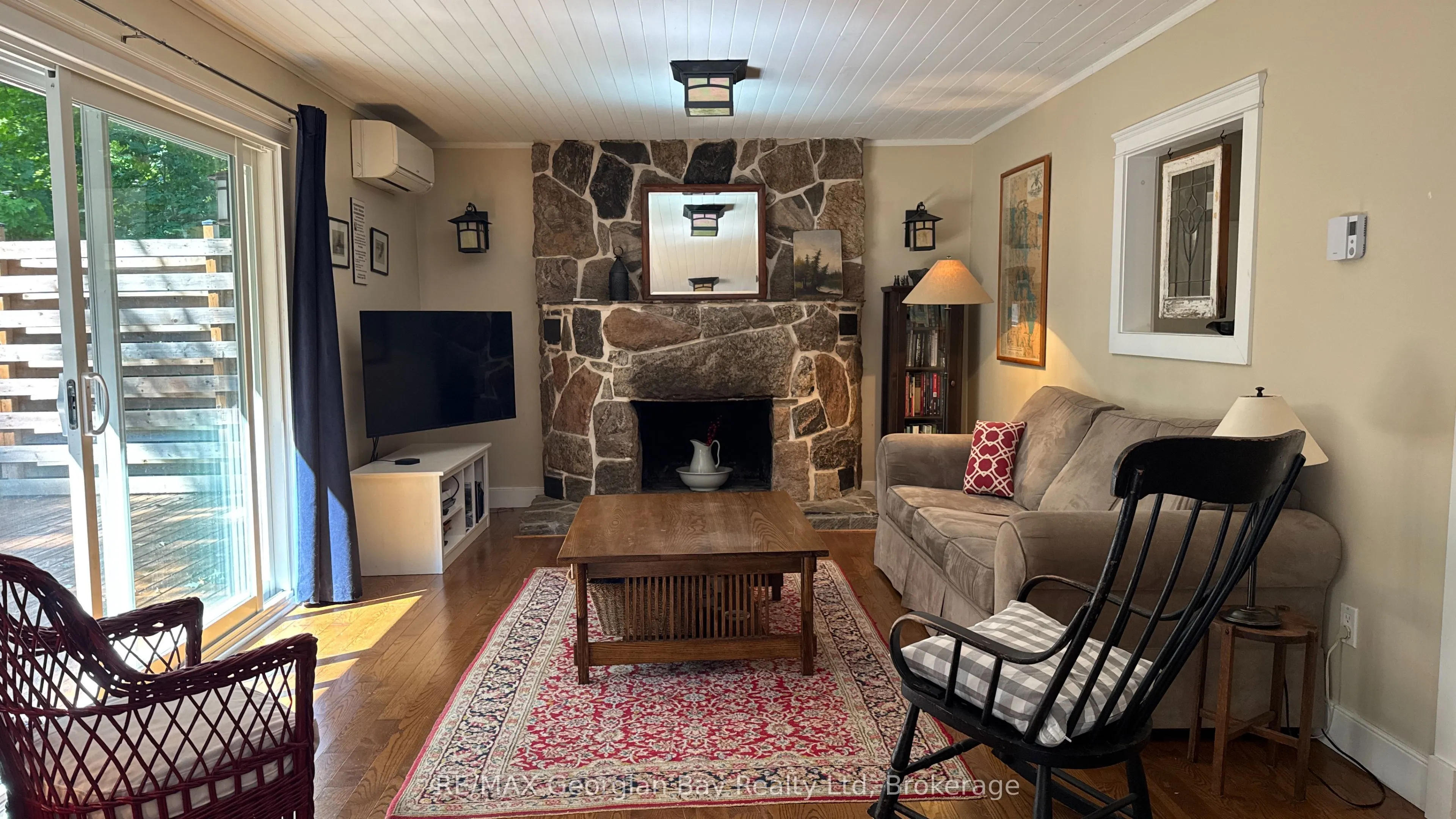 849 Midland Point Road