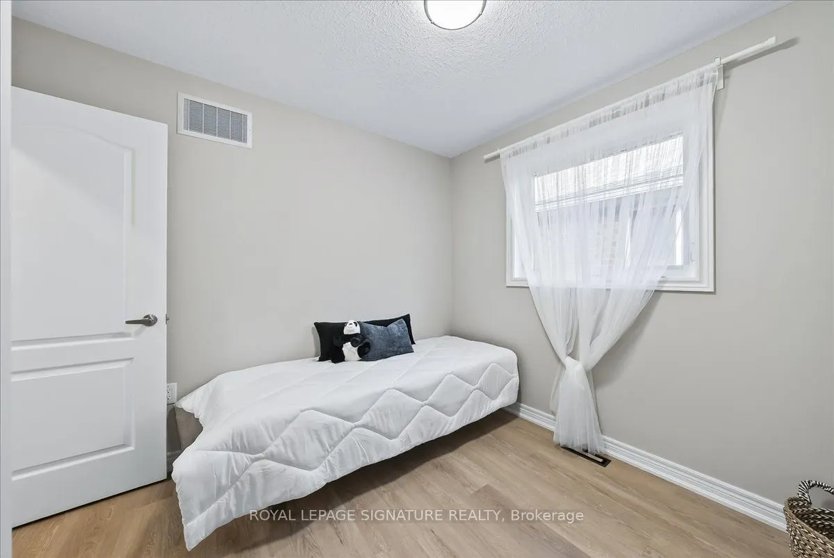 83 Sun King Crescent