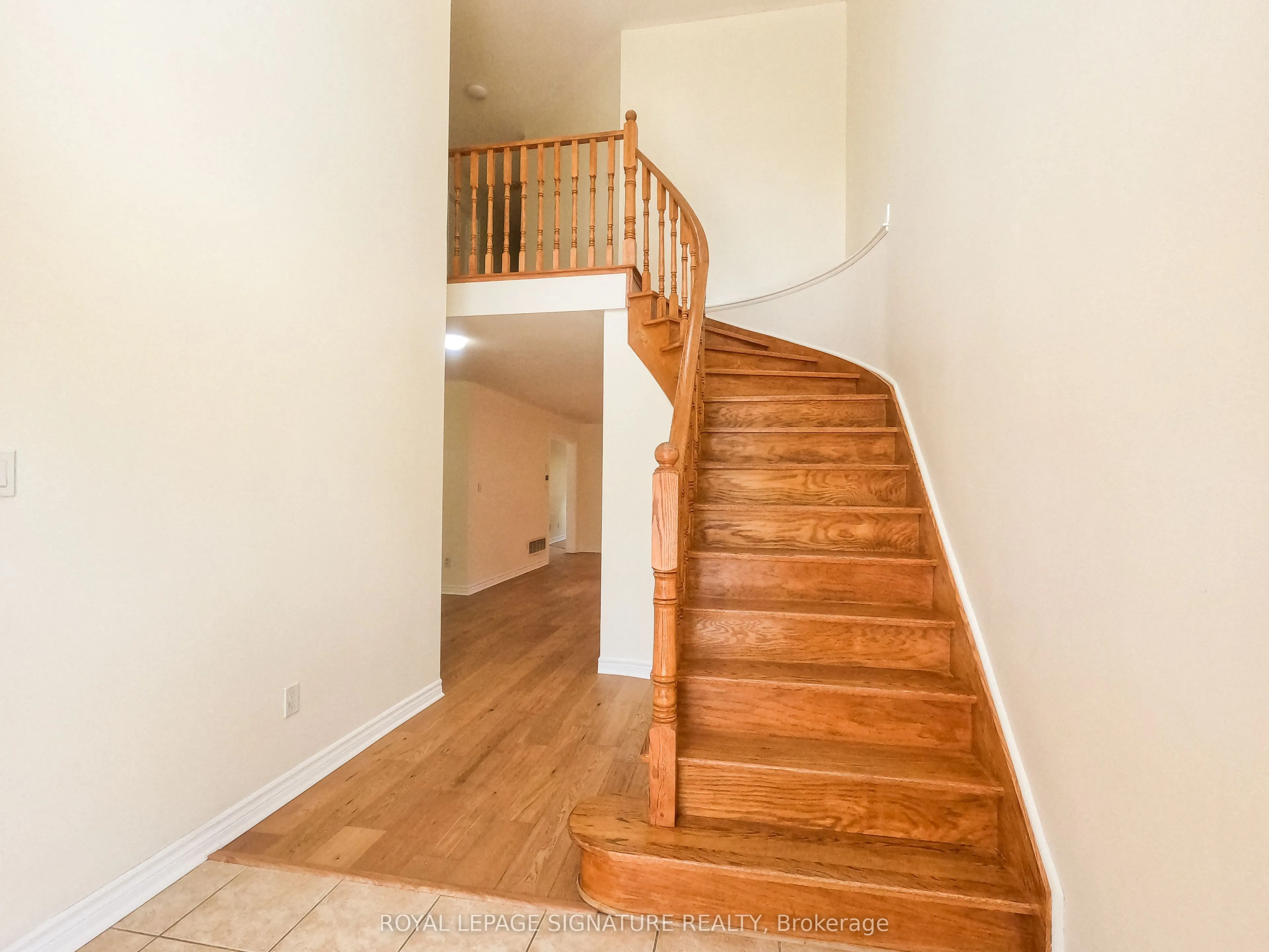 47 LAKE Crescent S