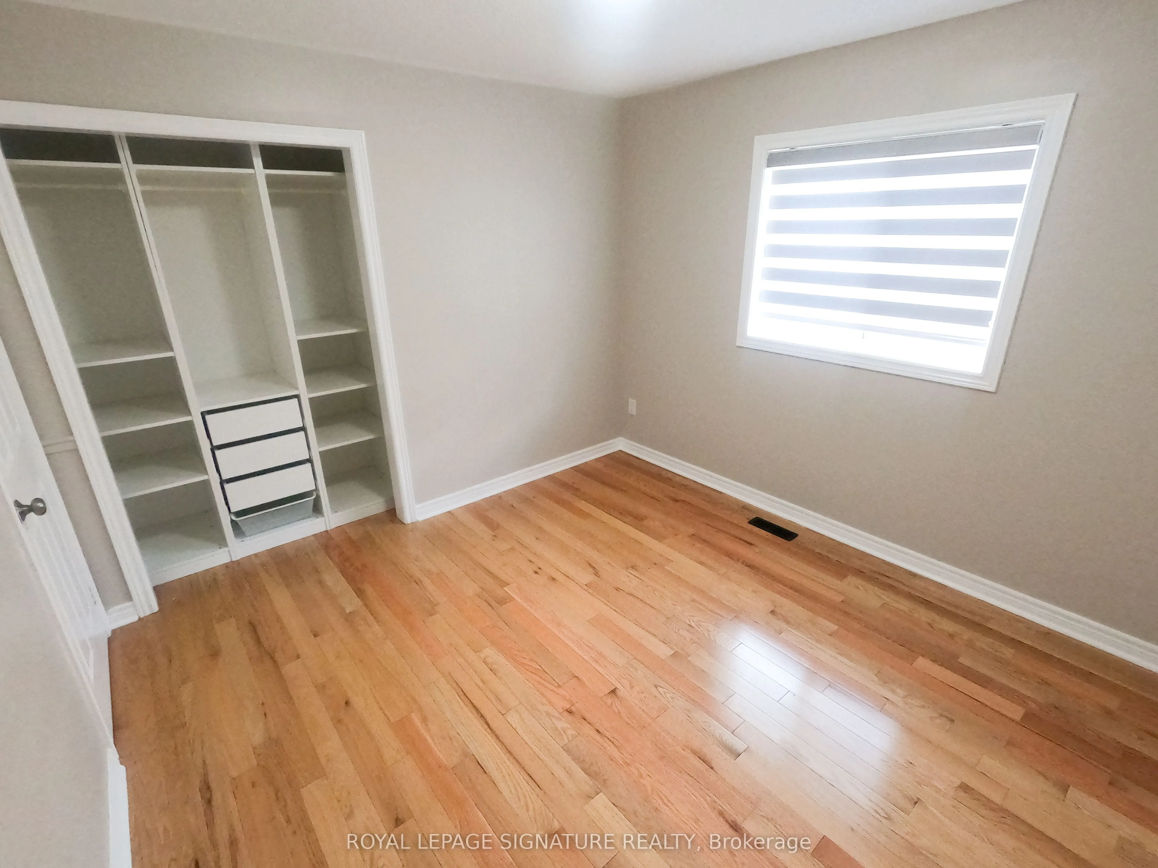 47 LAKE Crescent S