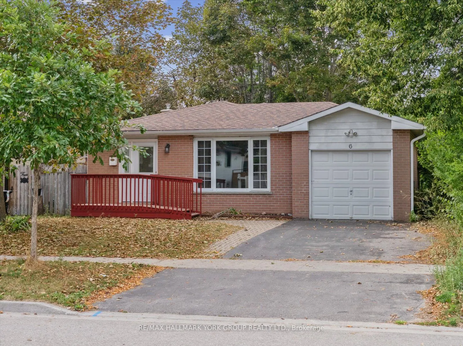 6 Glenecho Drive