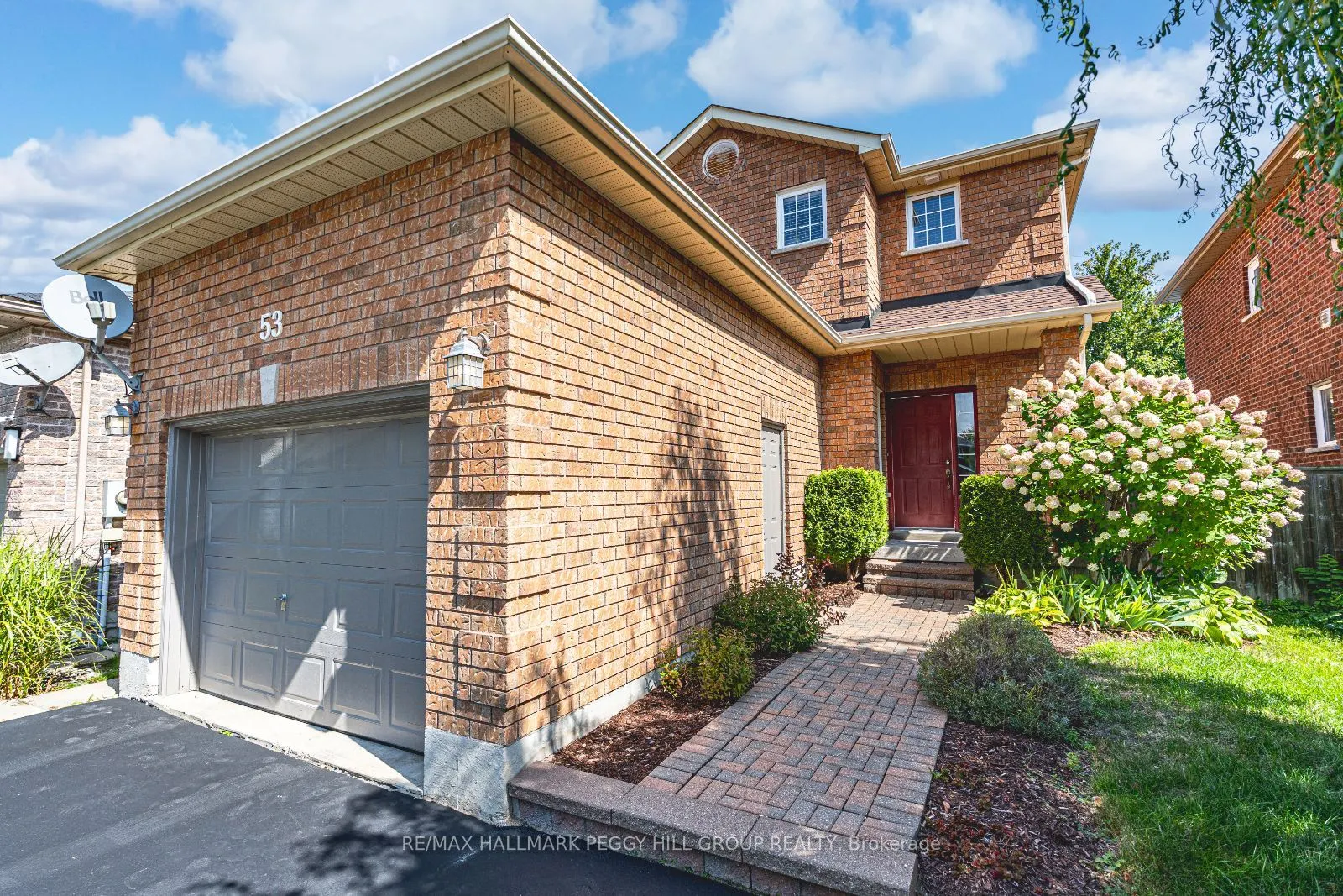 53 Lamont Crescent