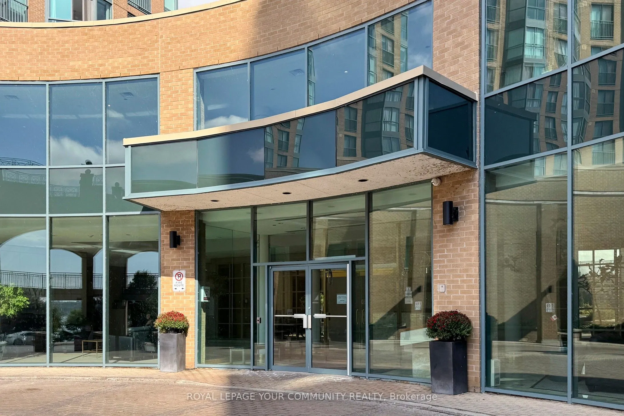 150 Dunlop Street E, #504