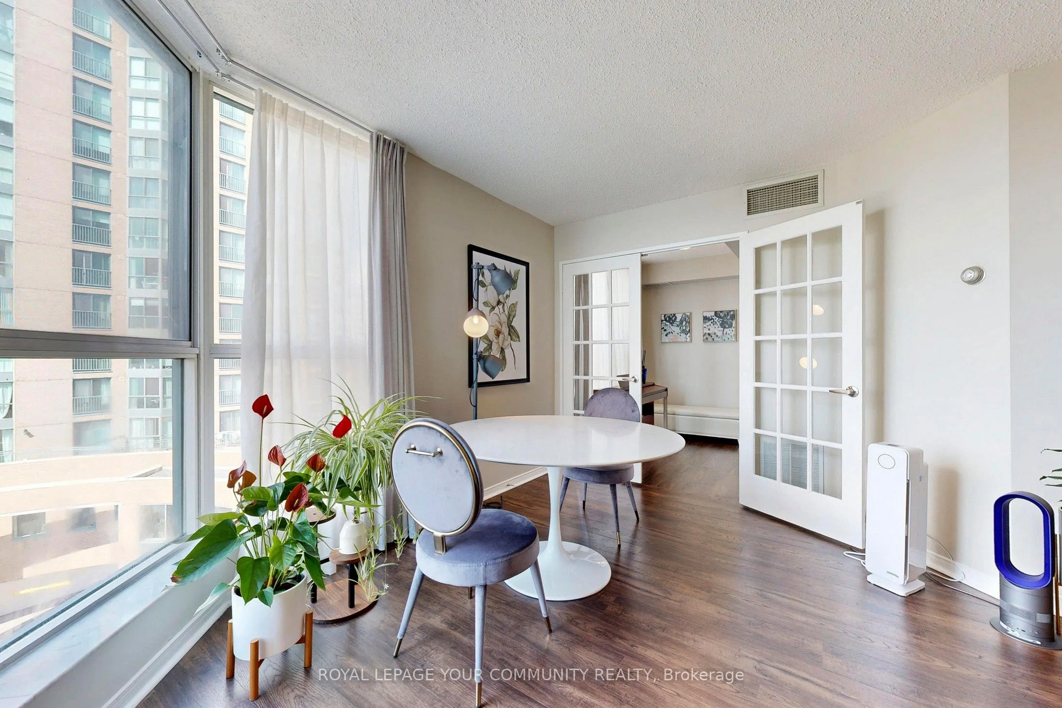 150 Dunlop Street E, #504