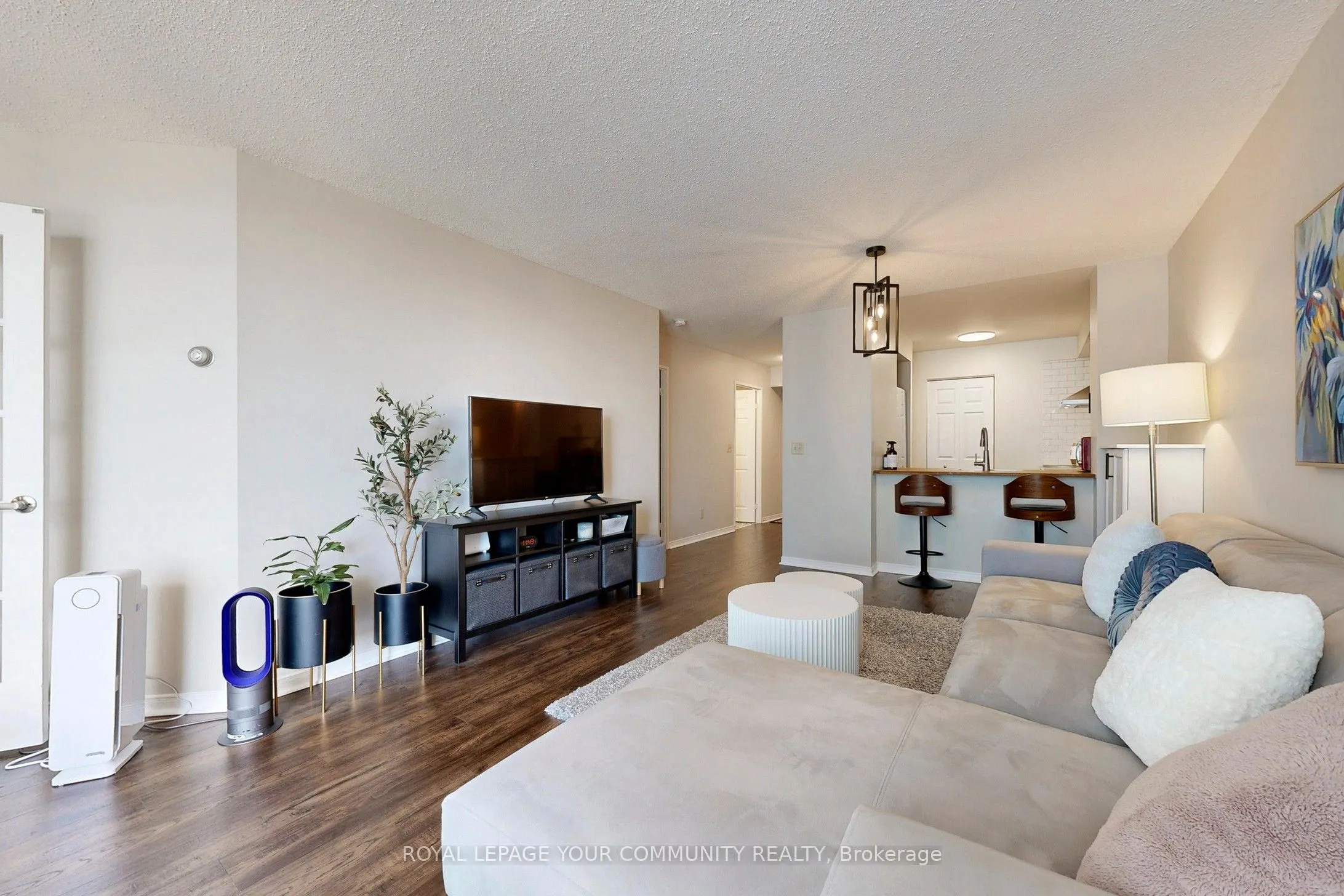 150 Dunlop Street E, #504
