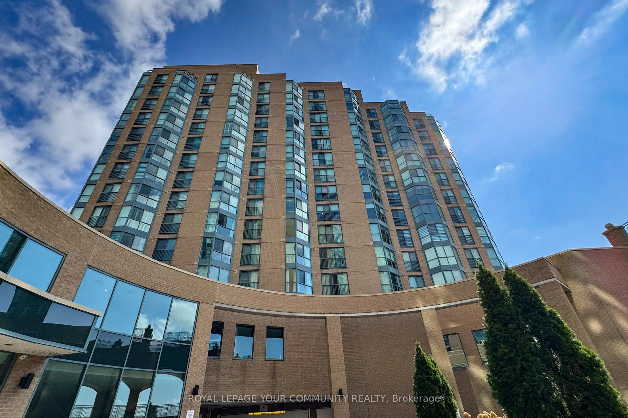 150 Dunlop Street E, #504