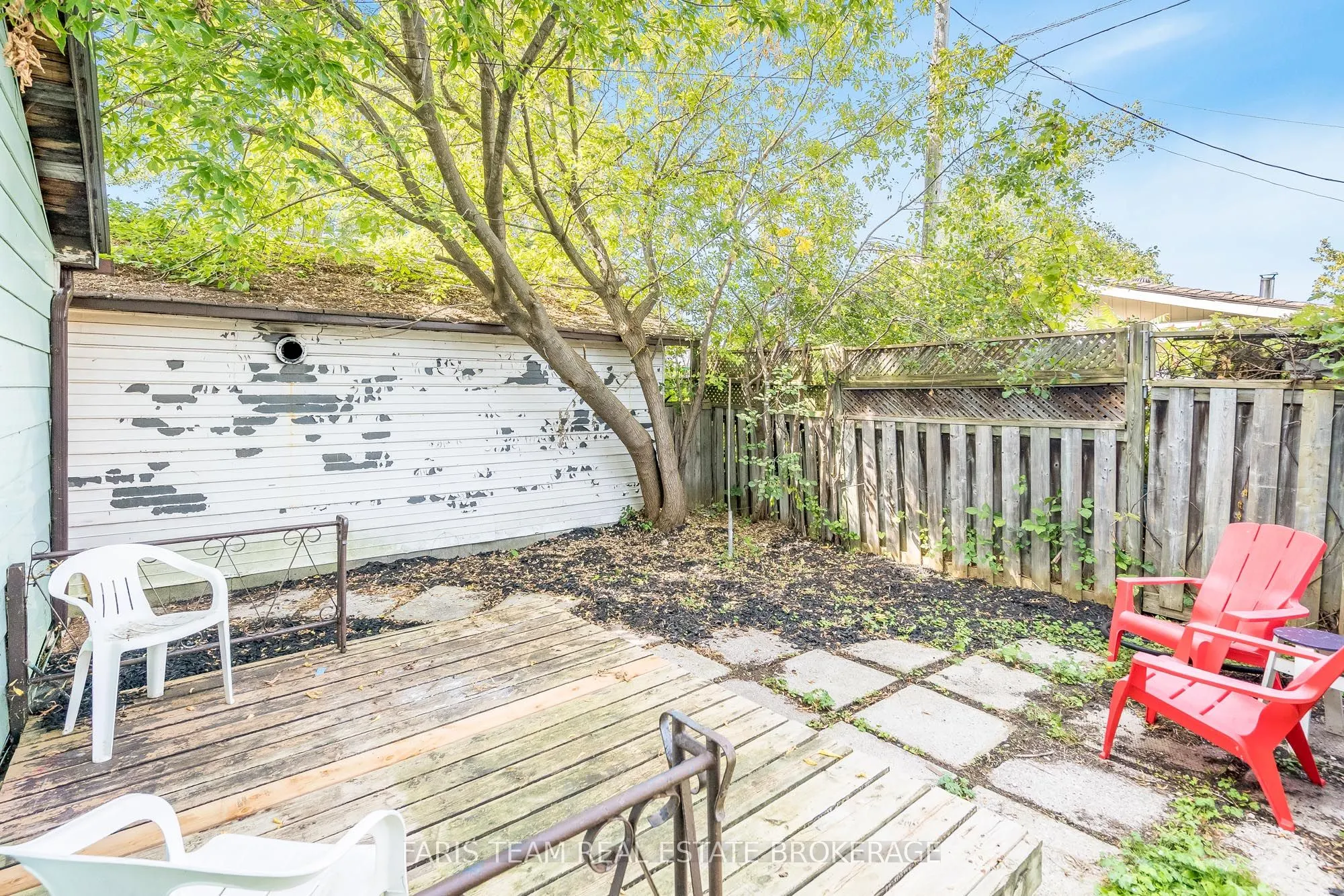 16 Waterside Drive