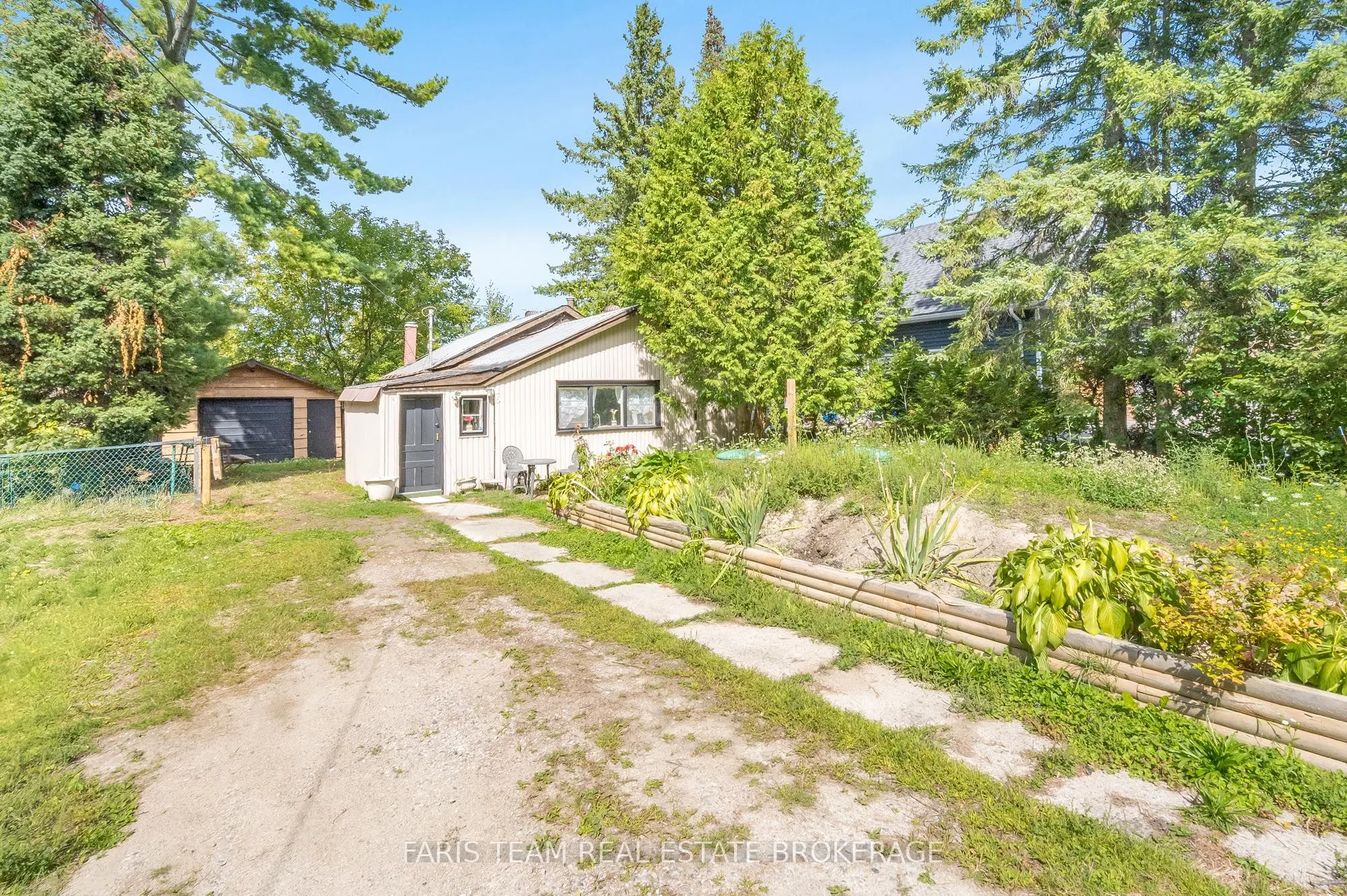 16 Waterside Drive