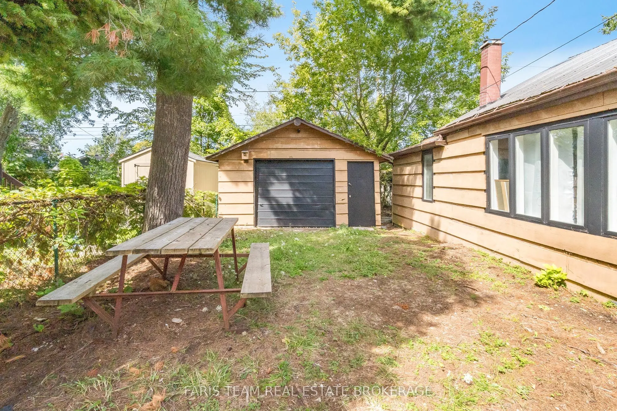 16 Waterside Drive