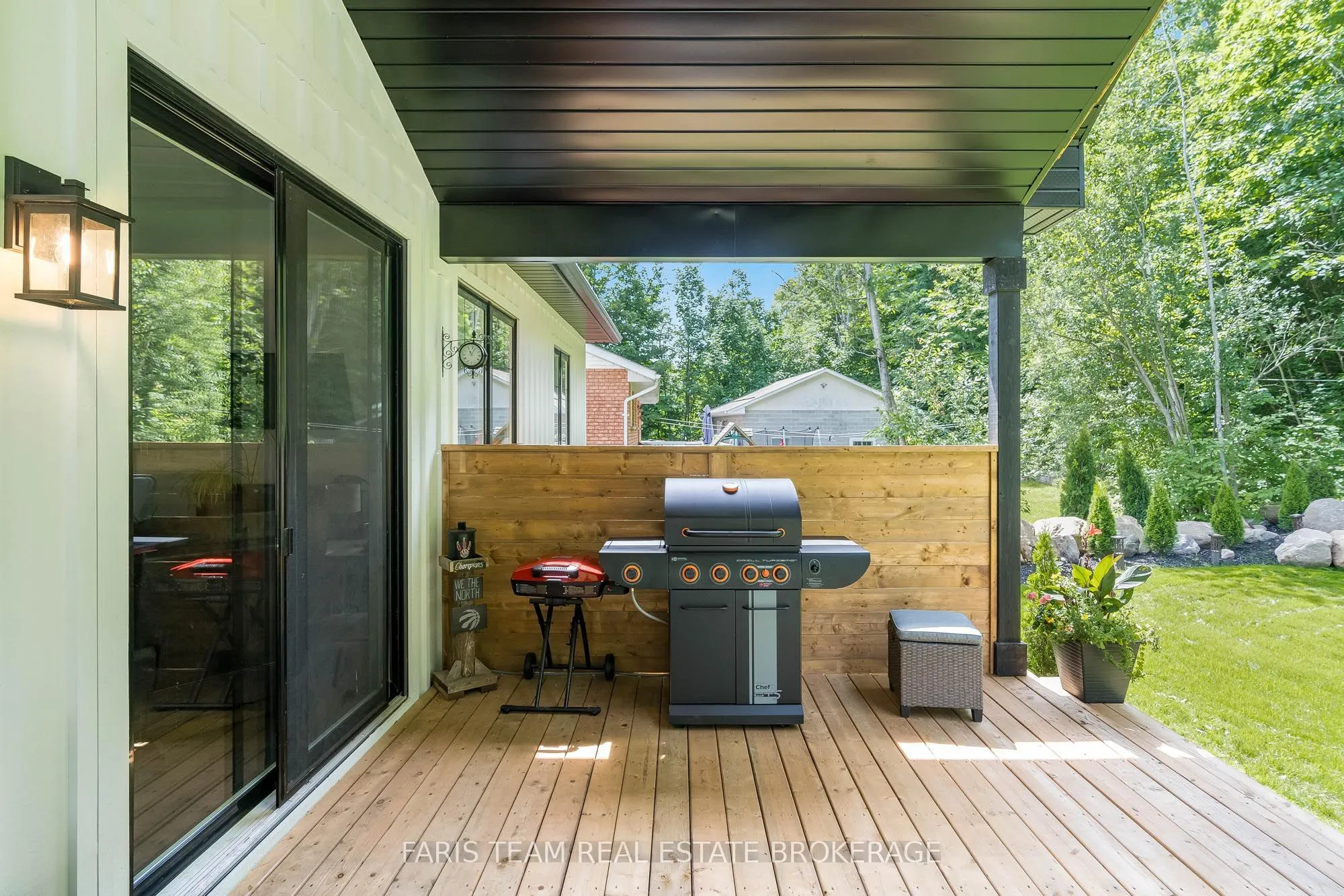 1532 Champlain Road