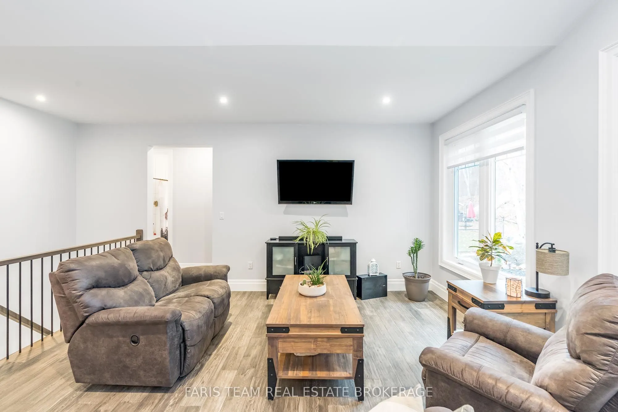 1532 Champlain Road