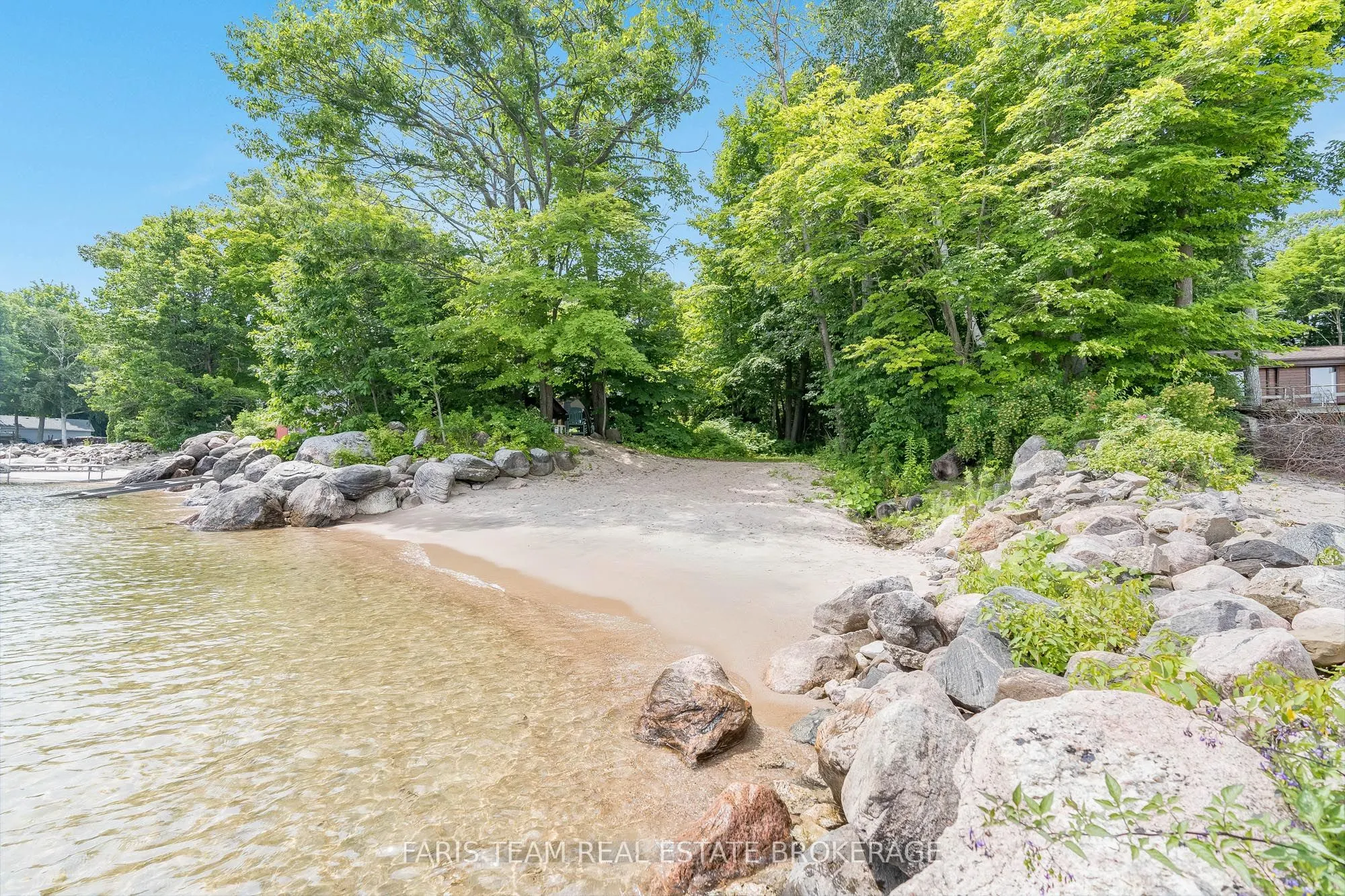 1532 Champlain Road