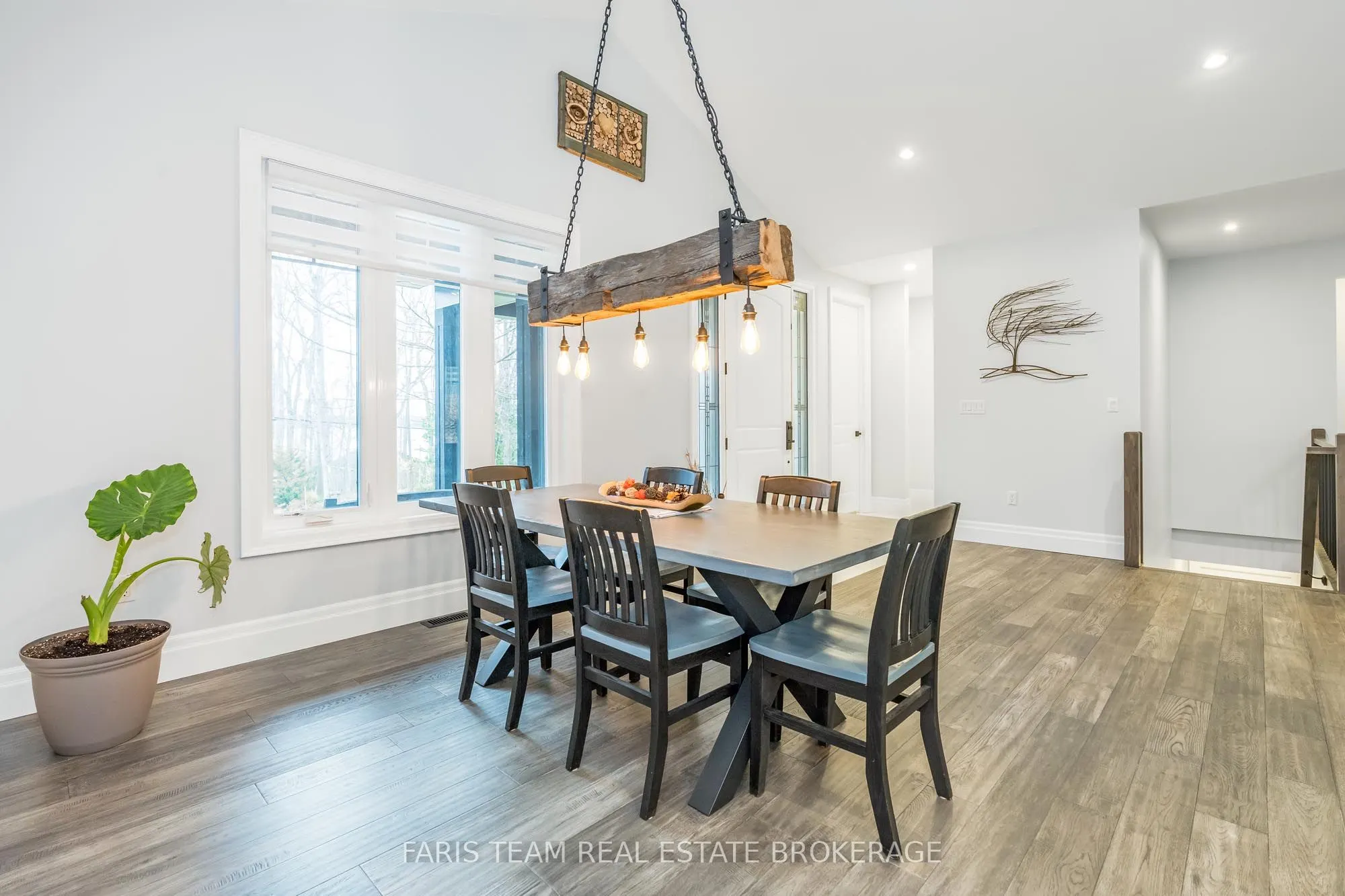 1532 Champlain Road