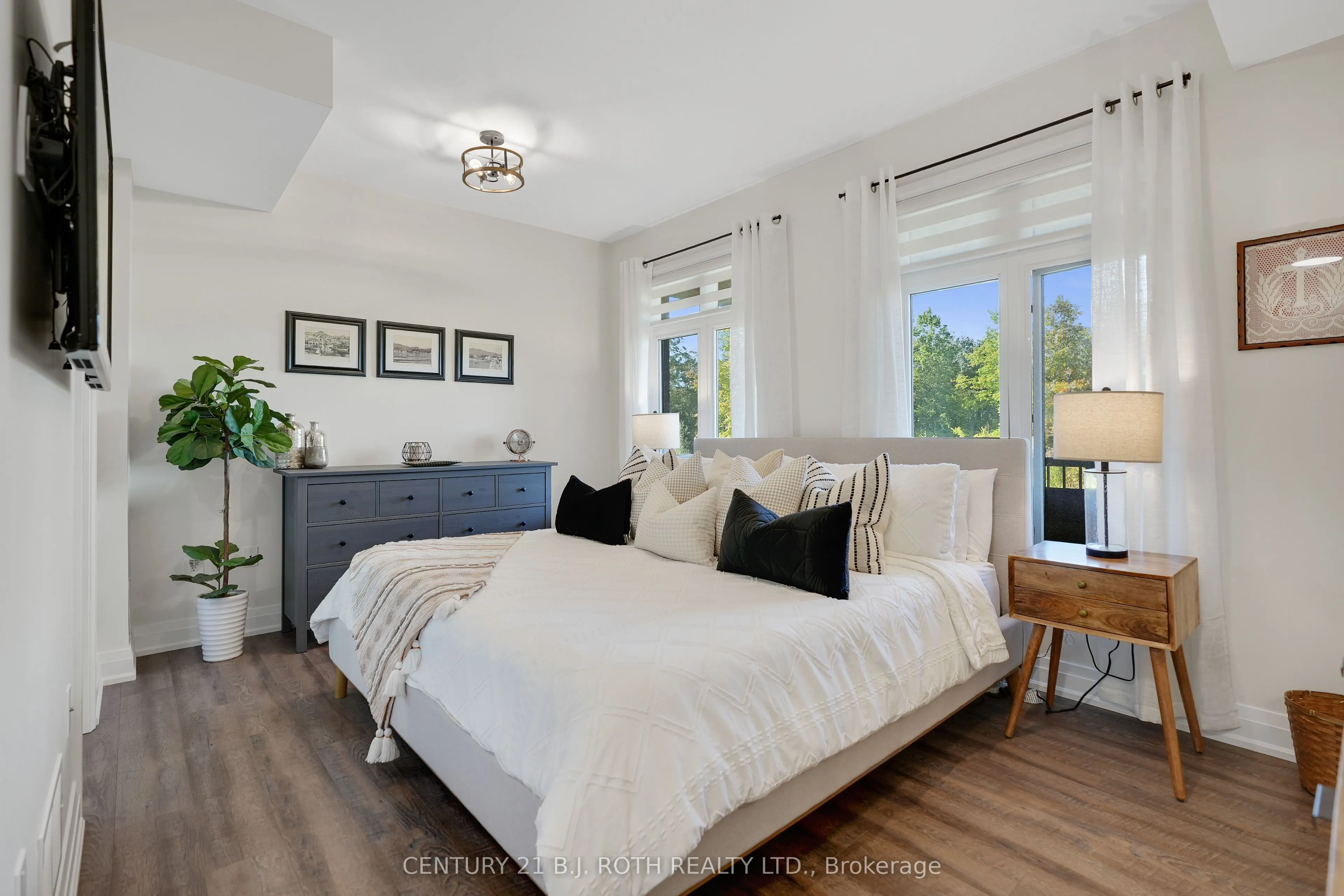 99 FRANKLIN Trail