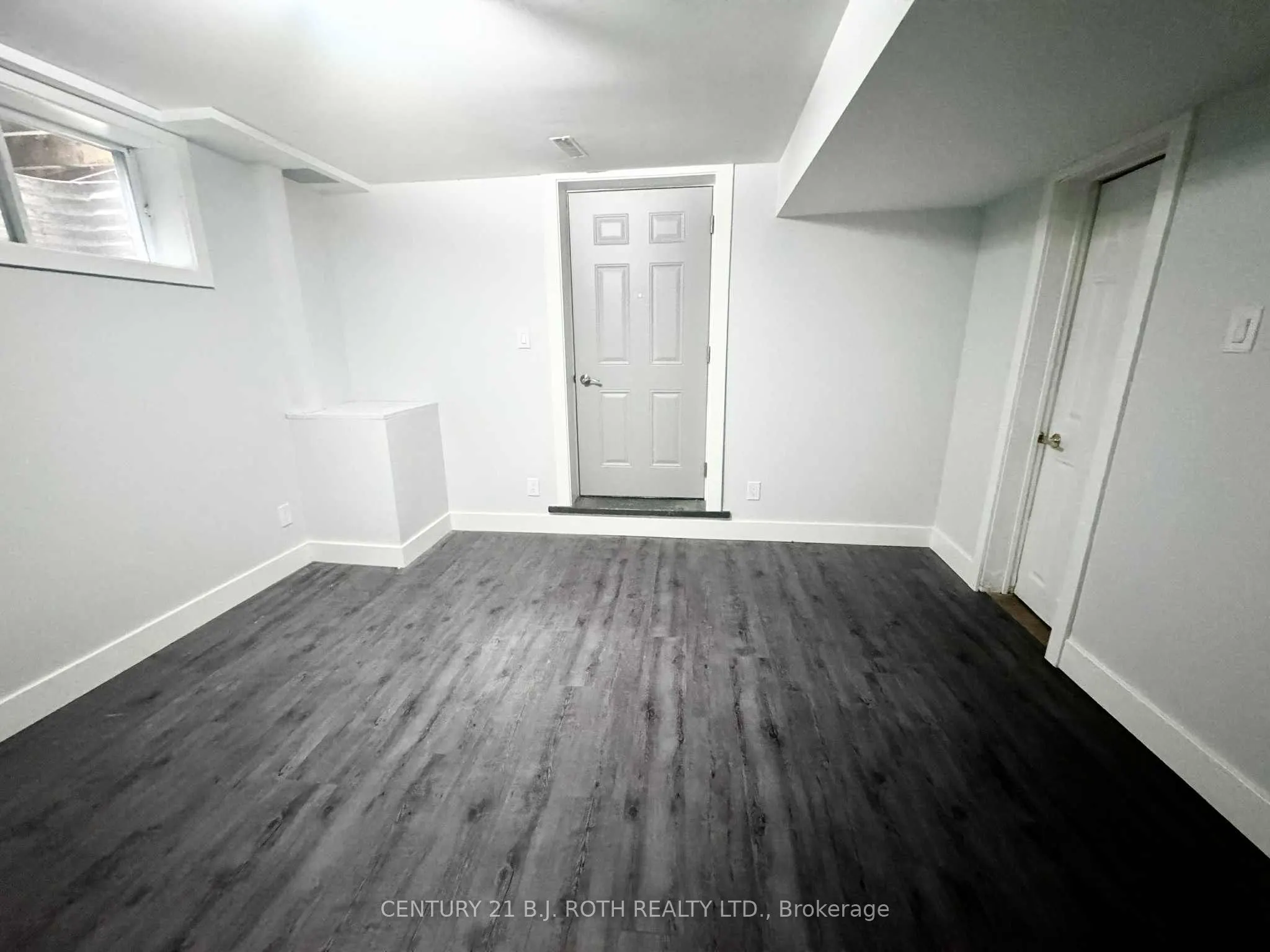 29 Irwin Drive, #Lower