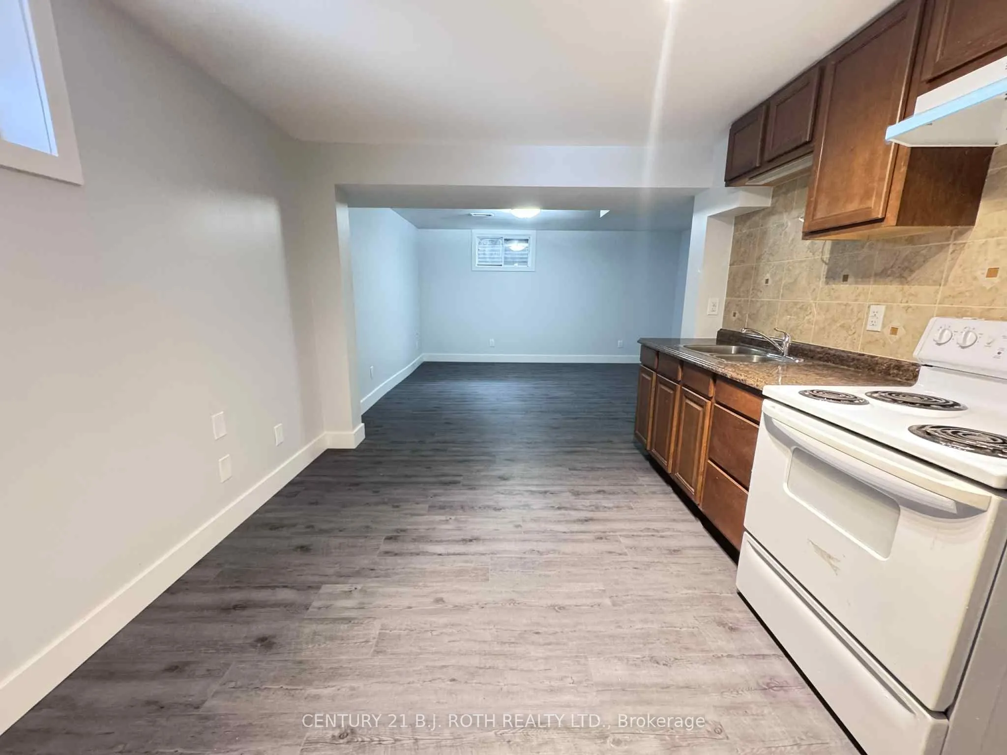 29 Irwin Drive, #Lower