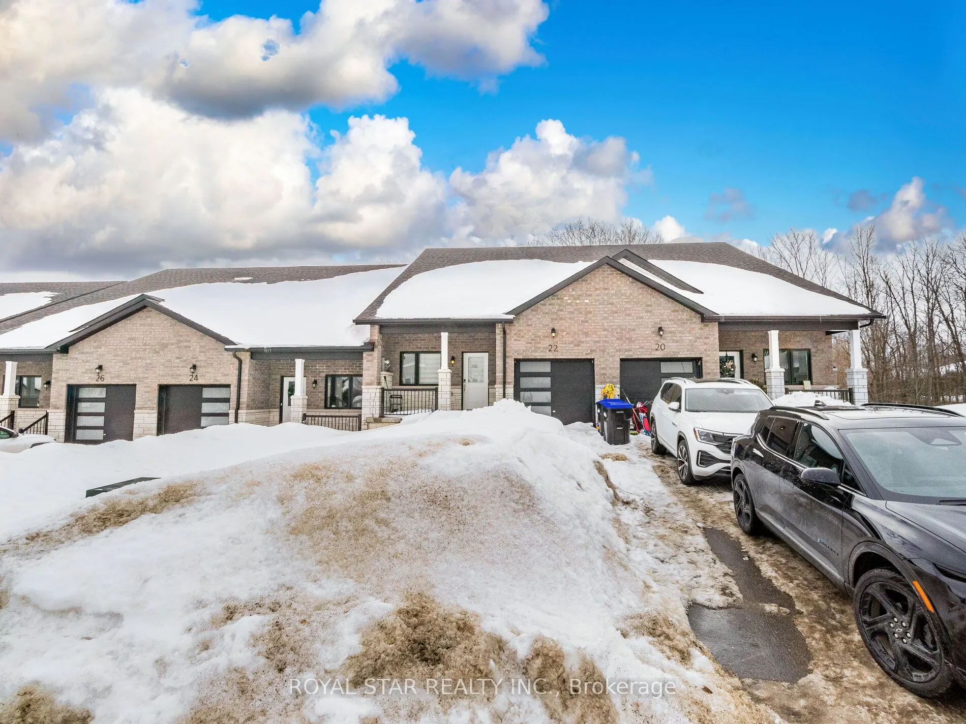 22 Lahey Crescent