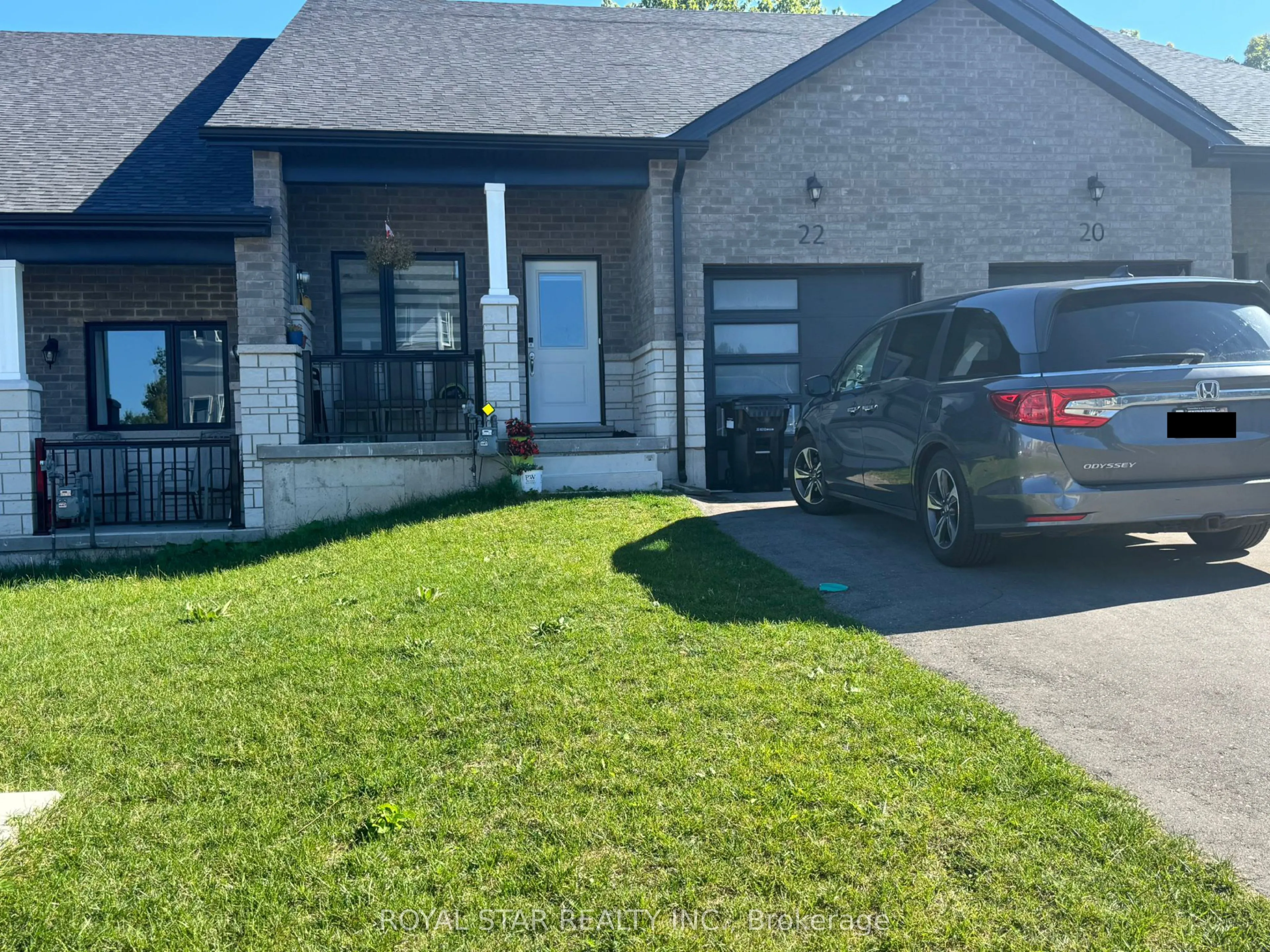 22 Lahey Crescent