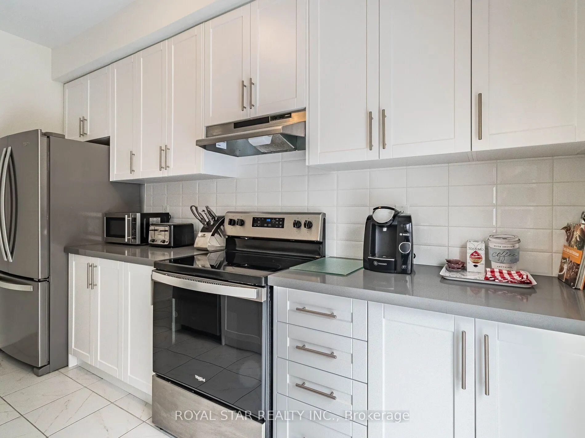 22 Lahey Crescent