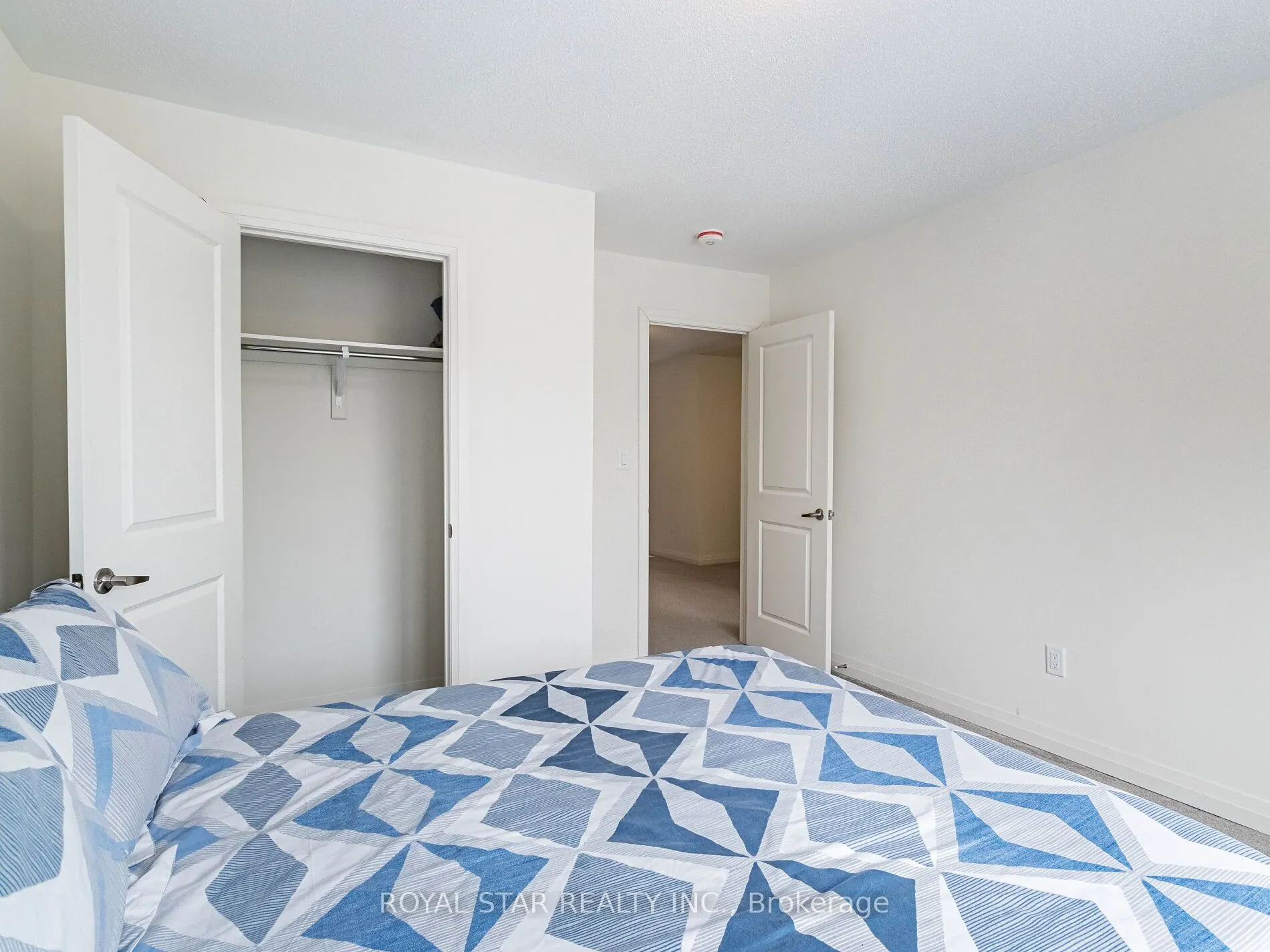 22 Lahey Crescent