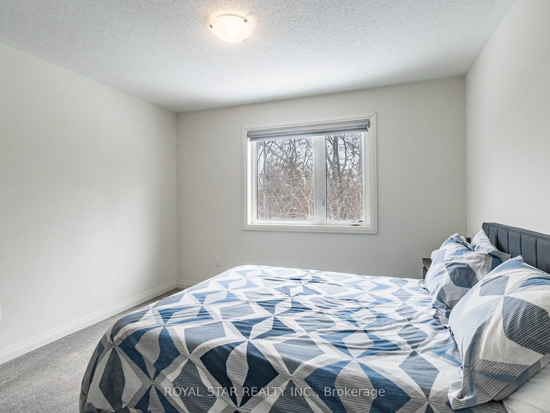 22 Lahey Crescent