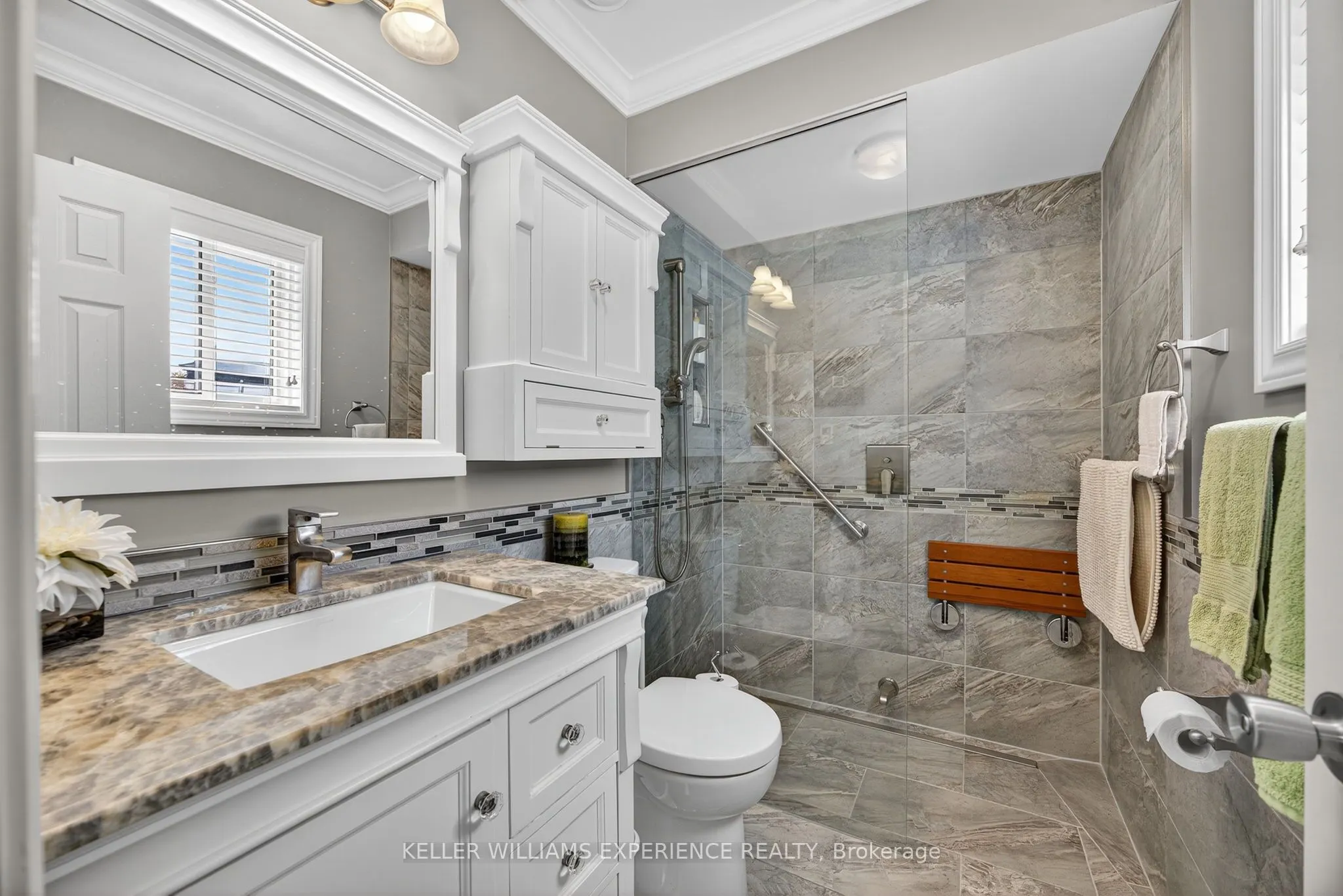 38 Assiniboine Drive