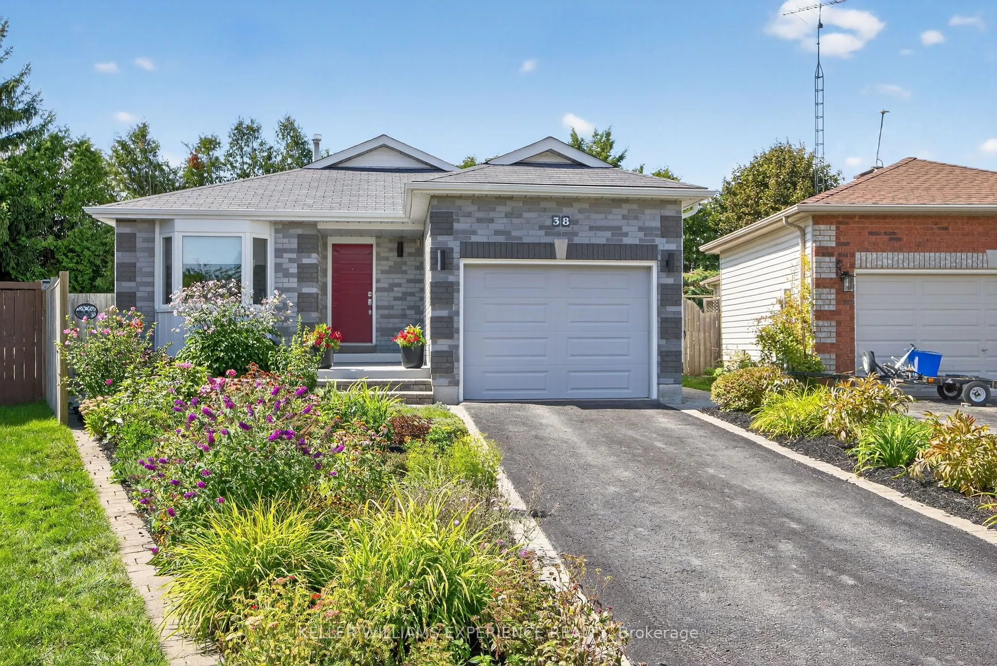38 Assiniboine Drive