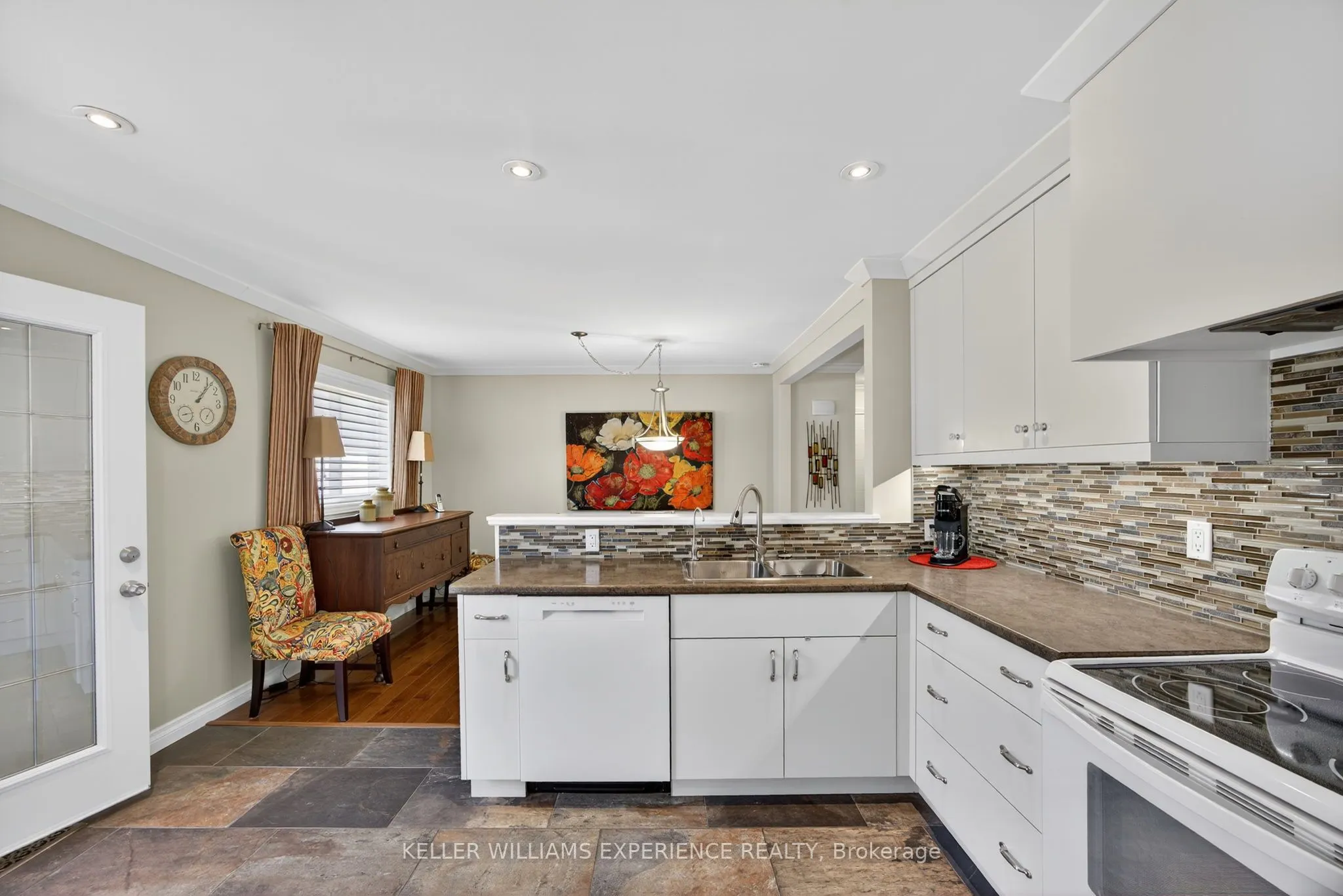 38 Assiniboine Drive