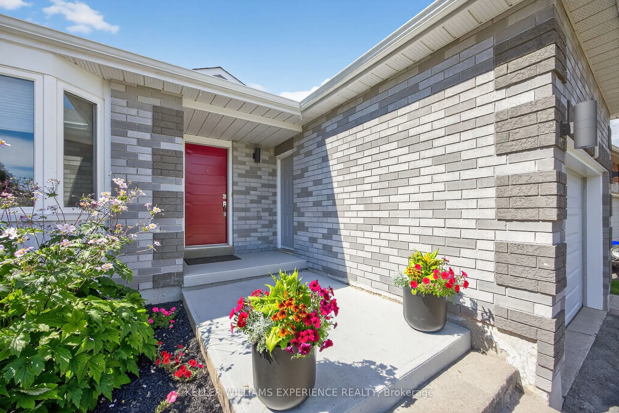 38 Assiniboine Drive