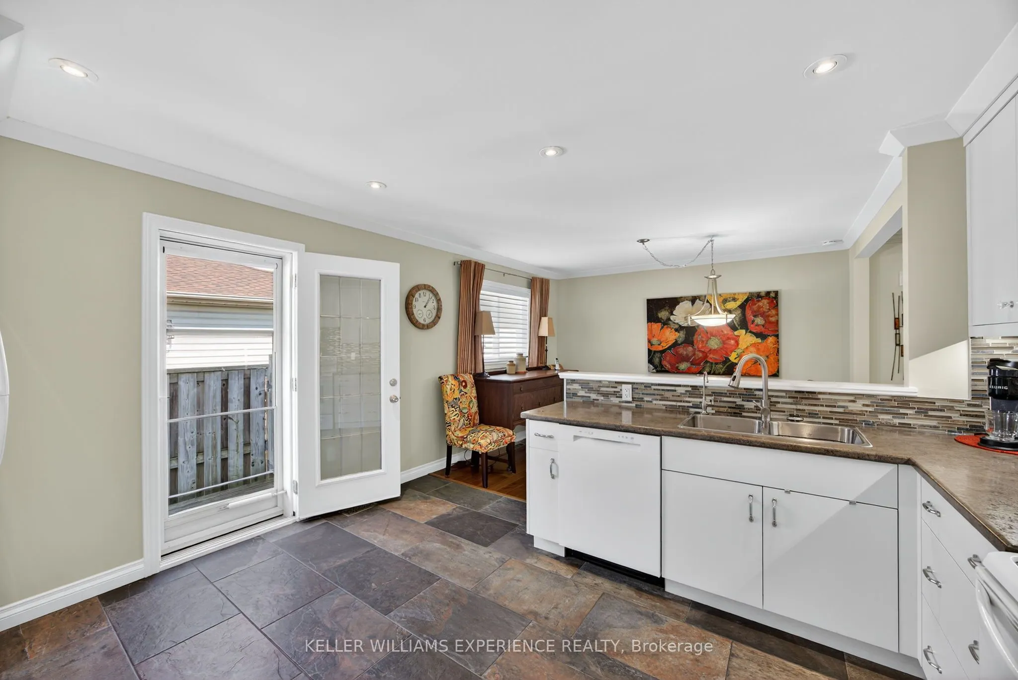 38 Assiniboine Drive
