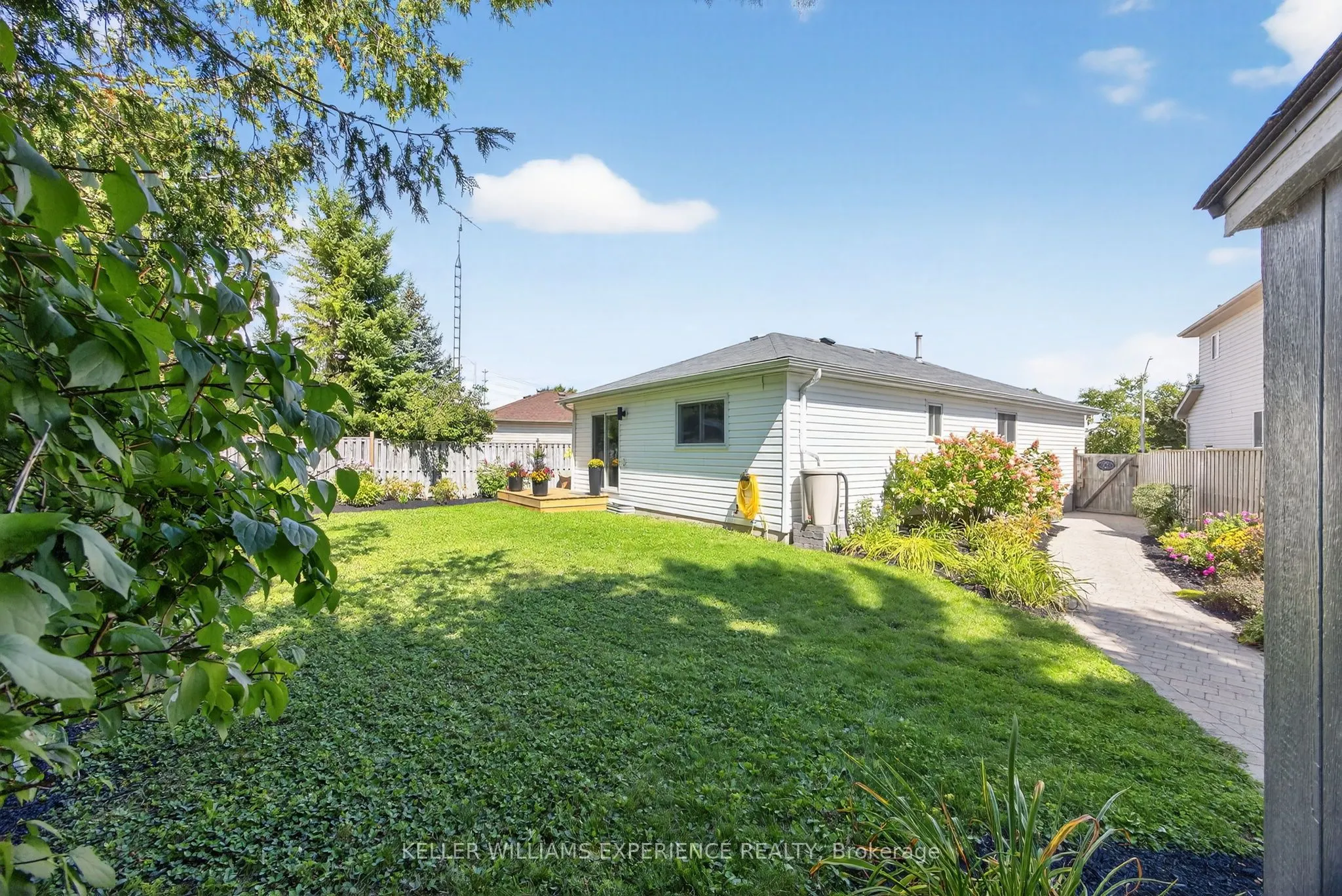 38 Assiniboine Drive