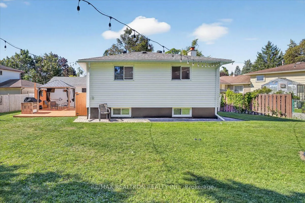 48 Roslyn Road