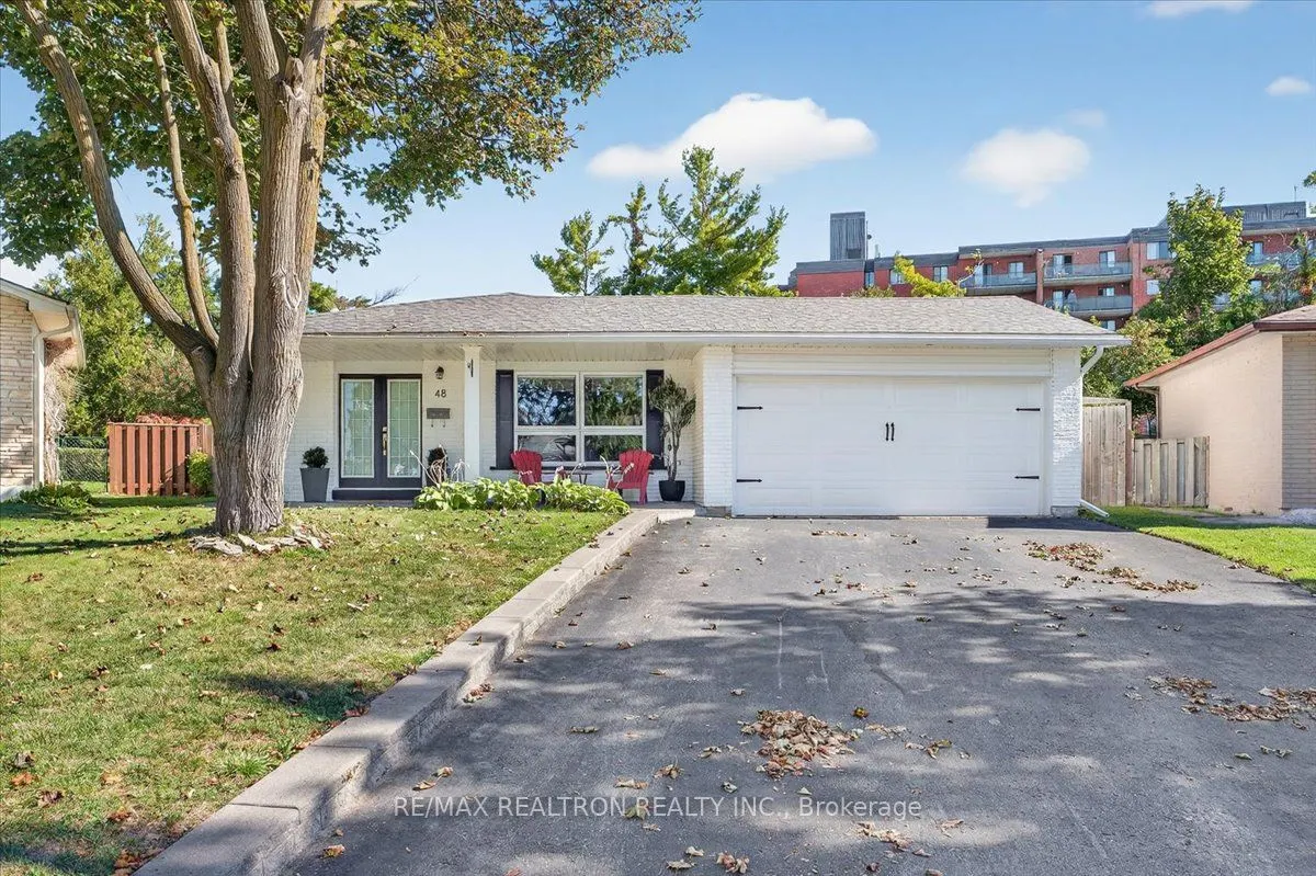 48 Roslyn Road