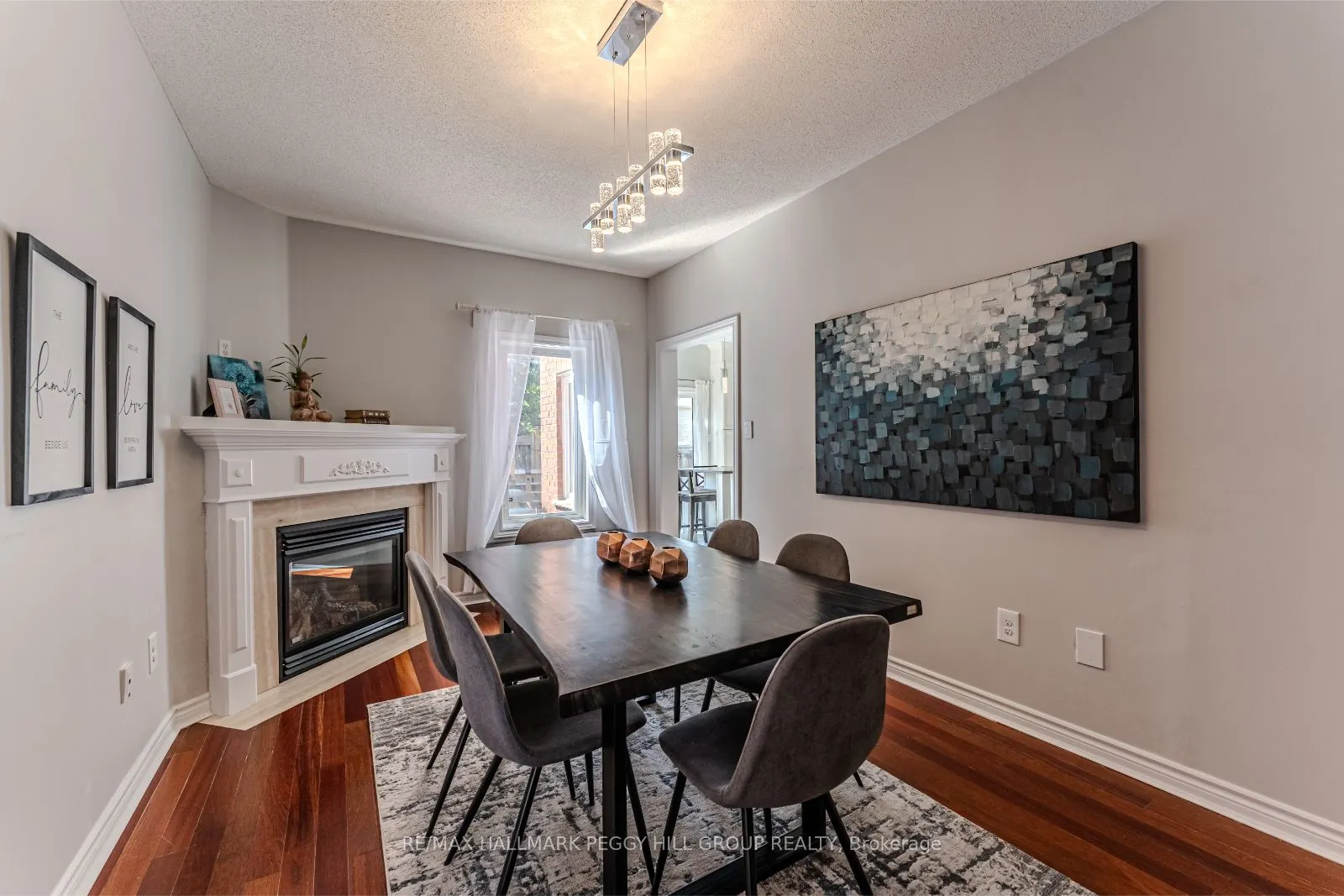 6 Laurelwood Lane