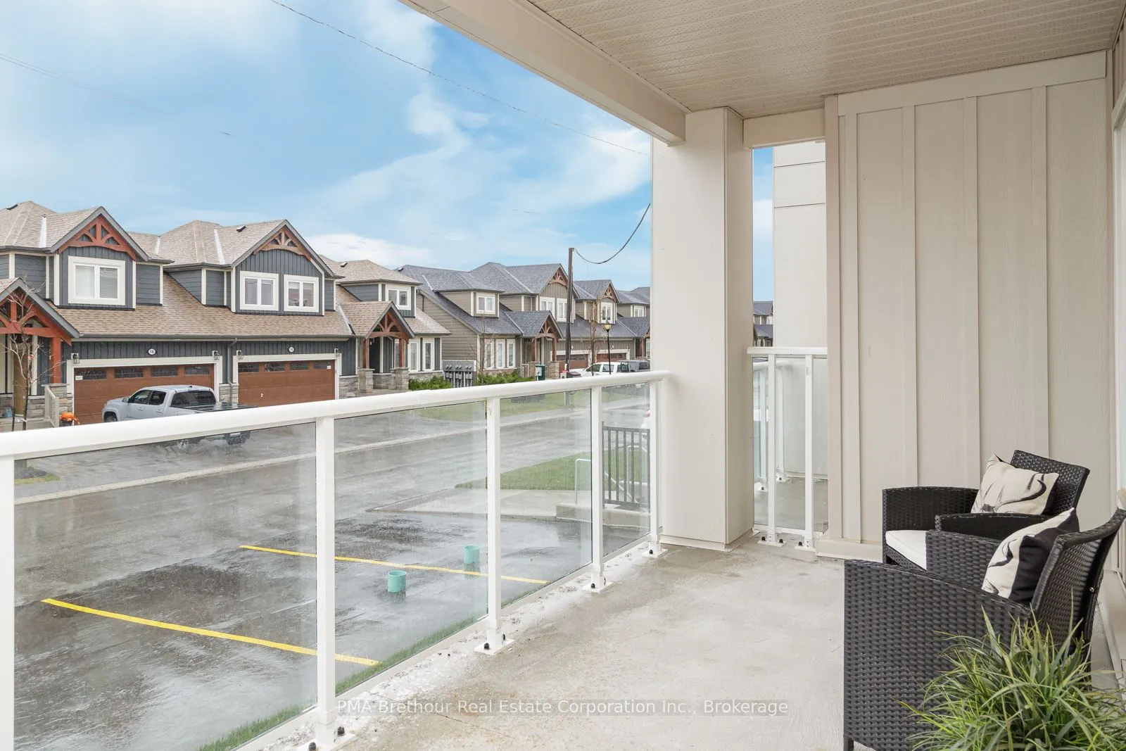 17 Spooner Crescent, #202