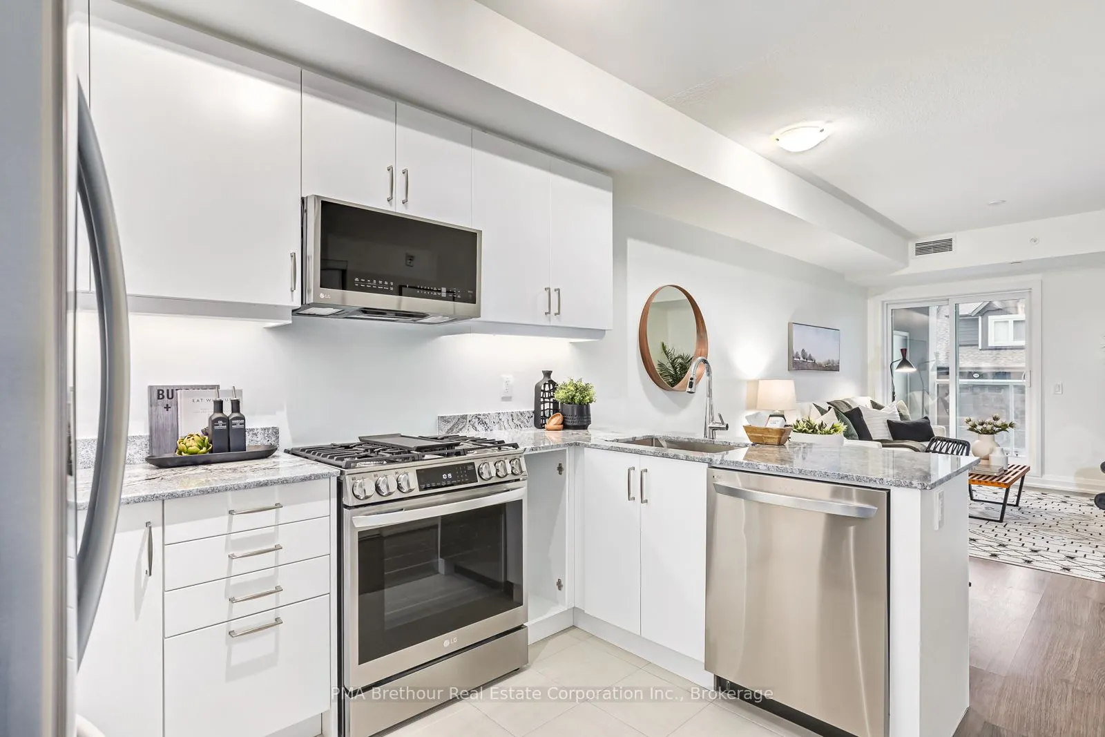 17 Spooner Crescent, #202